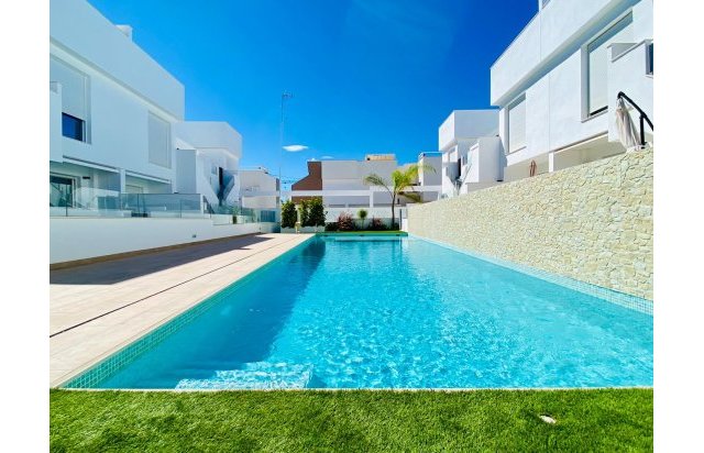 Bungalow - New Build - Pilar de la Horadada - pueblo