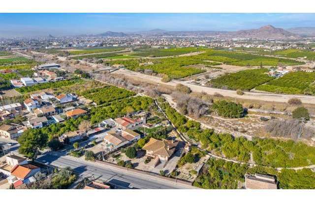 Finca - Reventa - Beniel - Carretera de Beniel