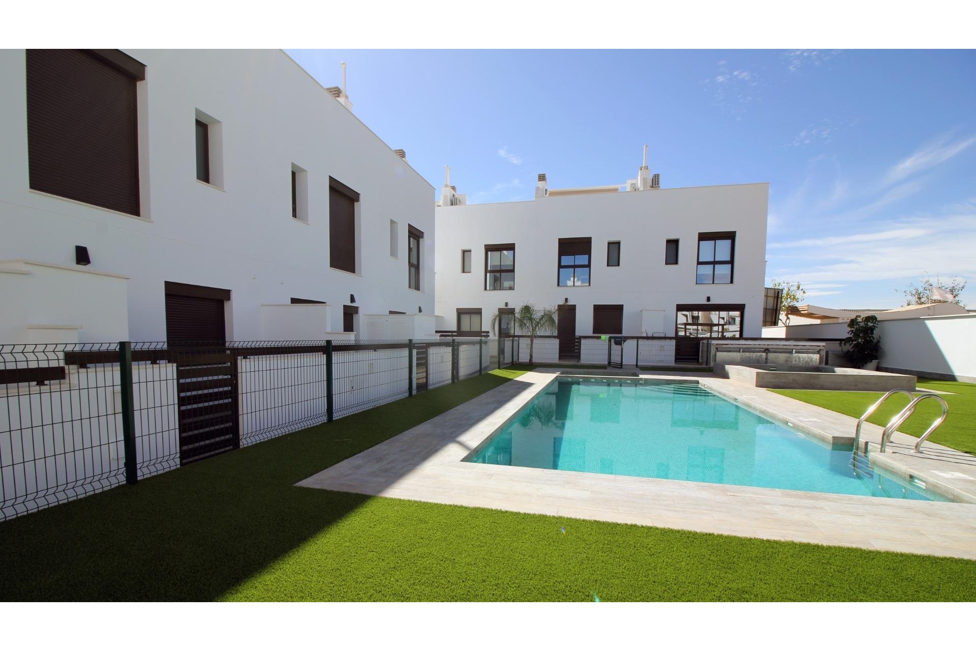 New Build - Town House - Pilar de la Horadada - parque Andromeda