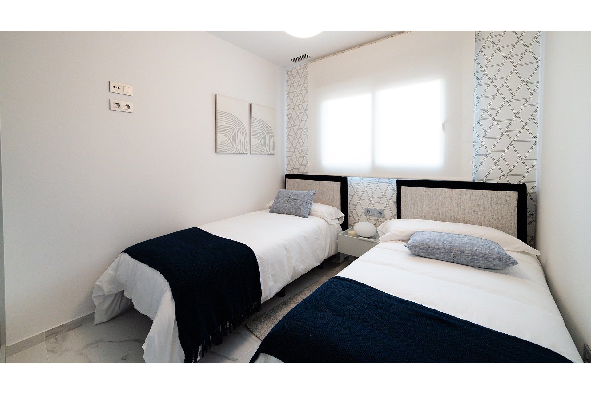 Obra nueva - Piso - Benidorm - Spain
