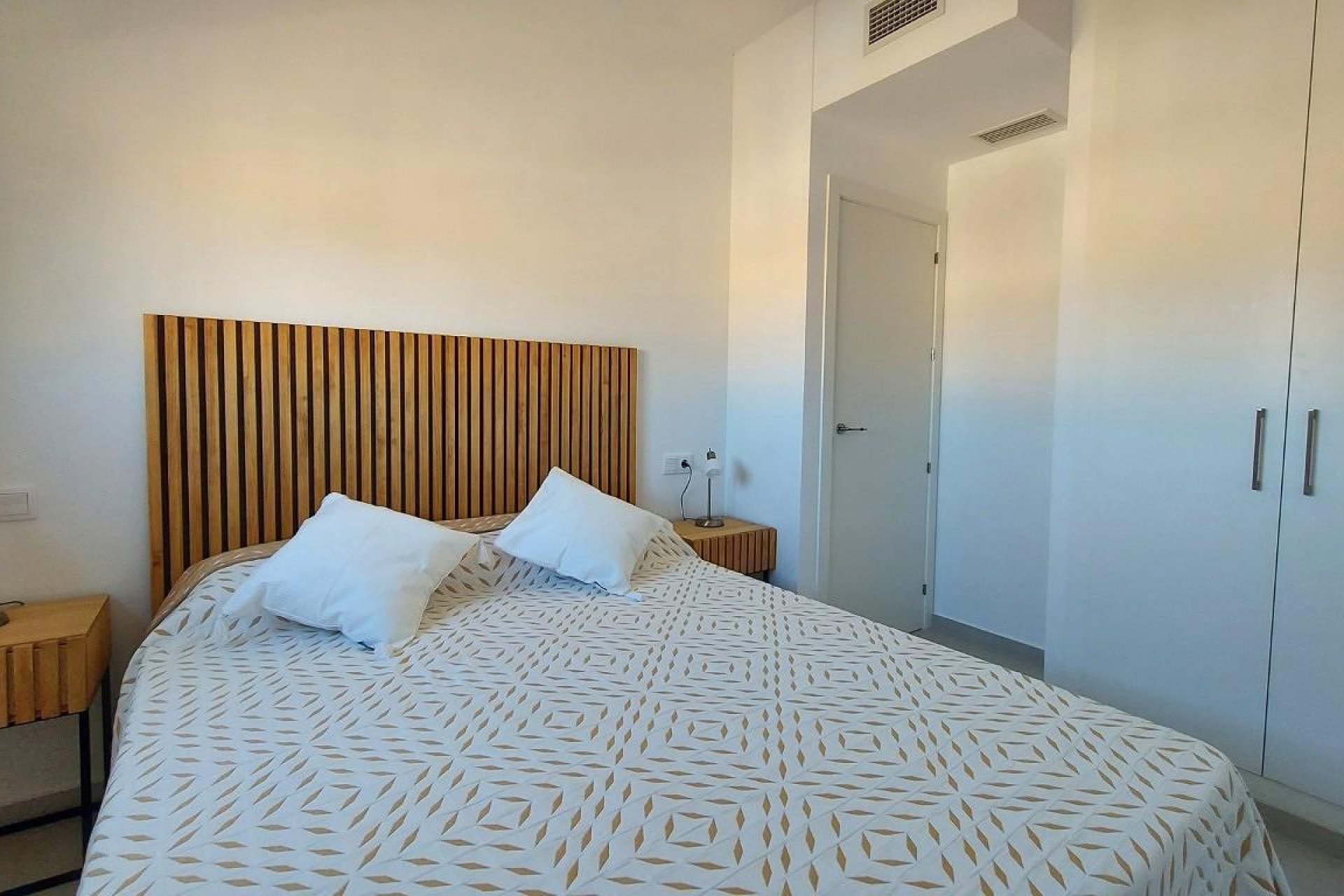 Obra nueva - Piso - San Miguel - Pueblo