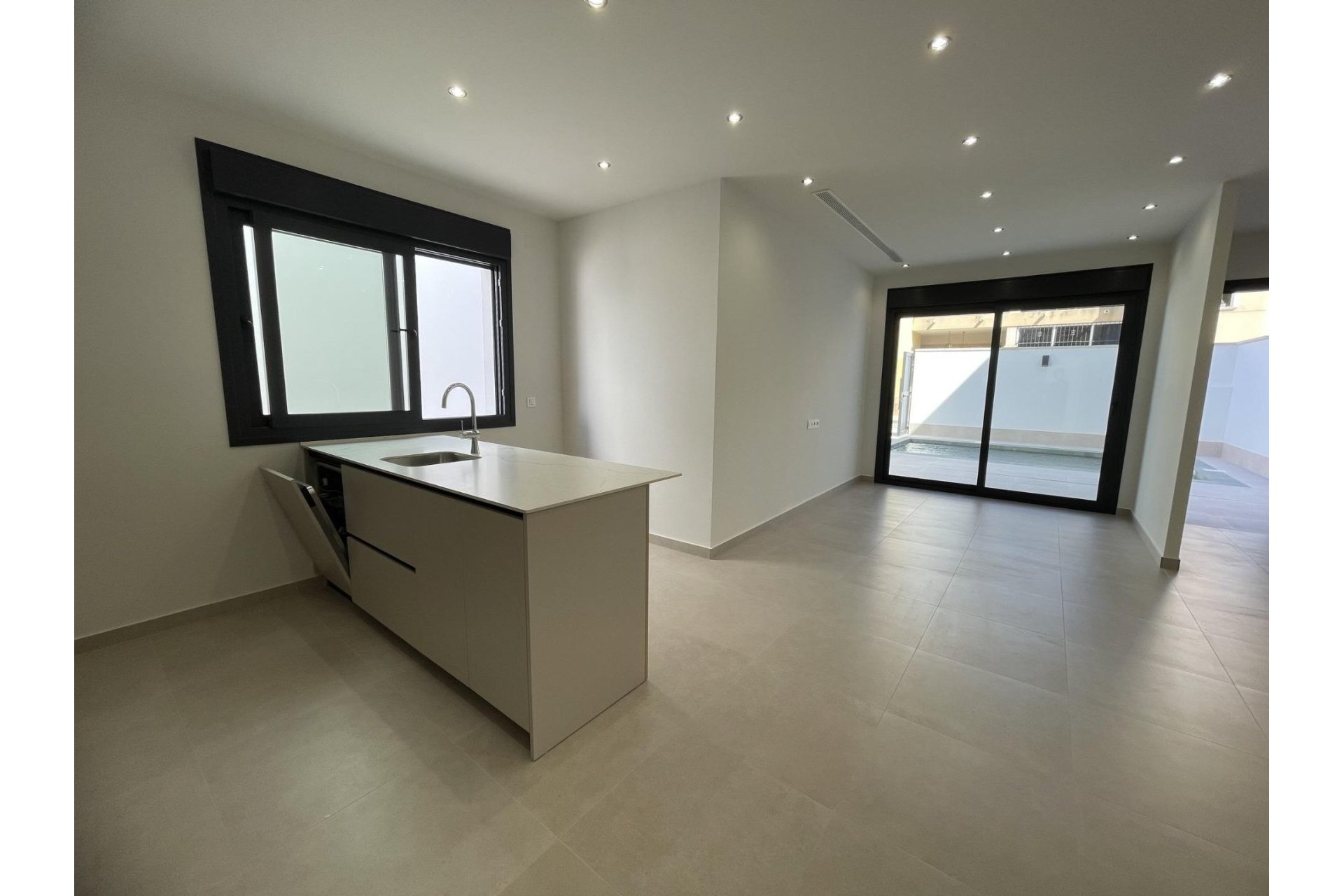 Obra nueva - Villa - Almoradí - Heredades