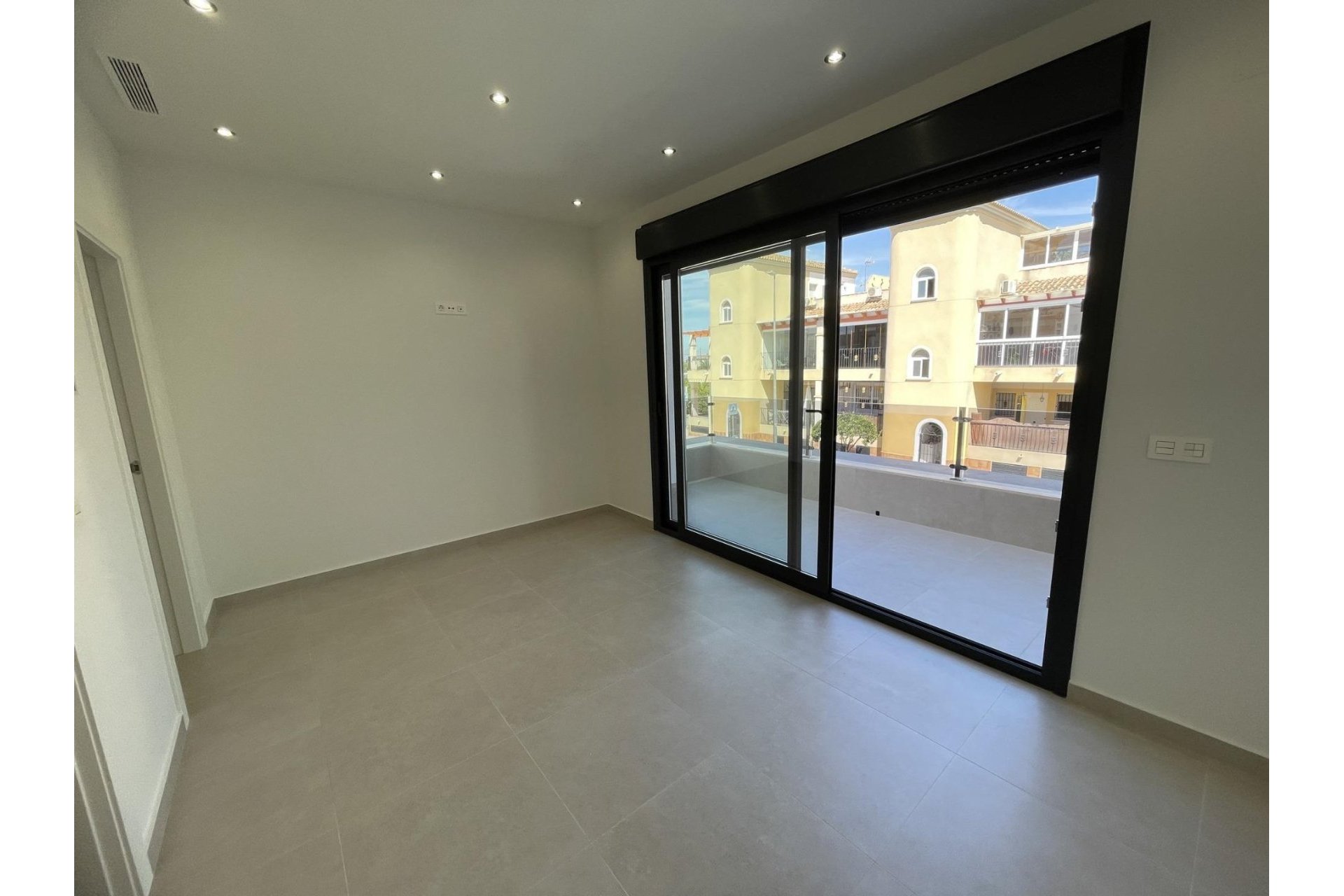 Obra nueva - Villa - Almoradí - Heredades