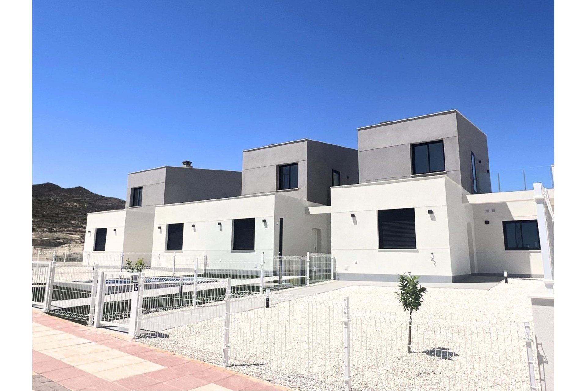 Obra nueva - Villa - BAÑOS Y MENDIGO - Altaona Golf