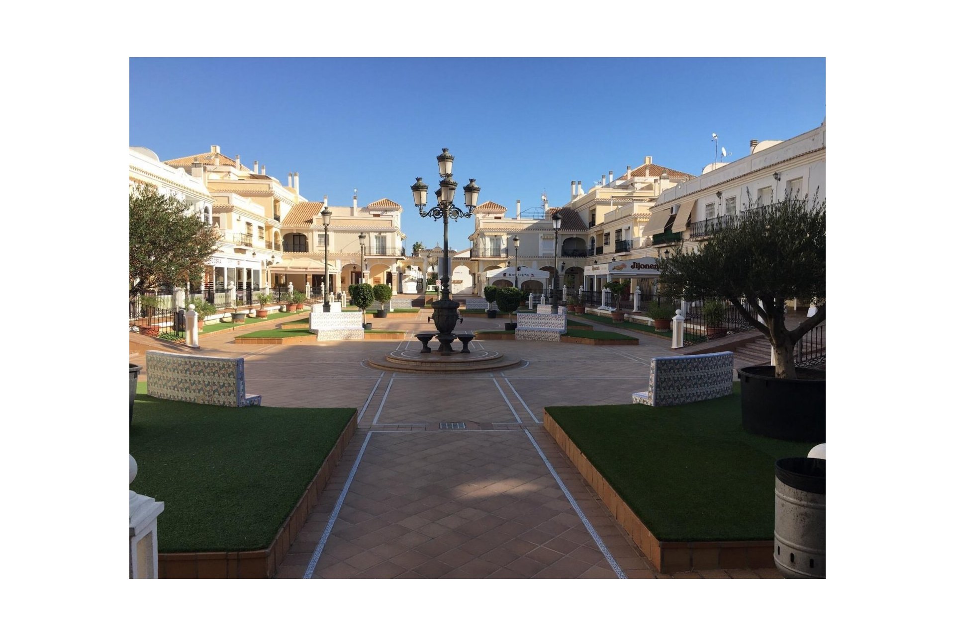 Obra nueva - Villa - Pilar de la Horadada - pueblo