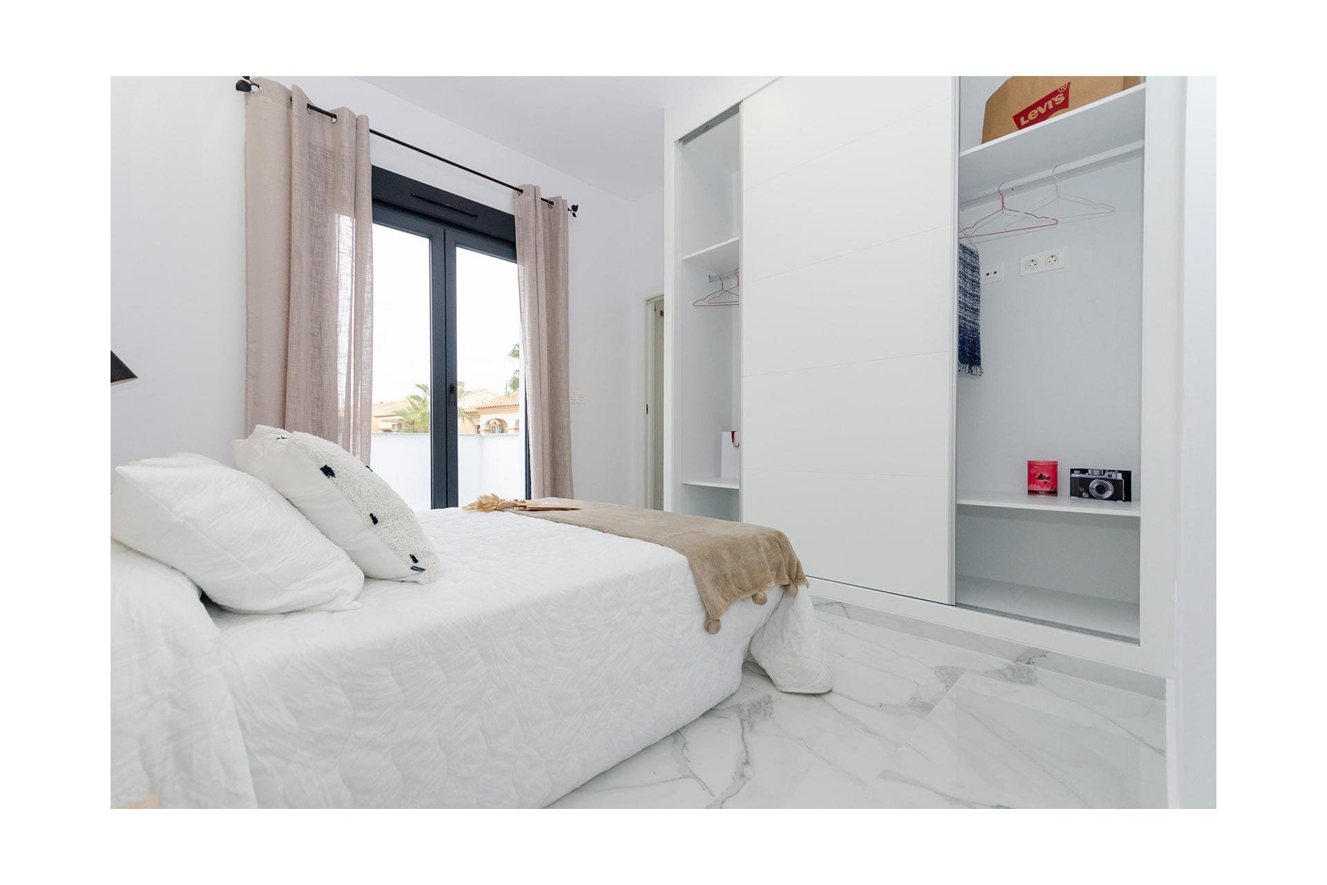 Obra nueva - Villa - Torrevieja - Torretas