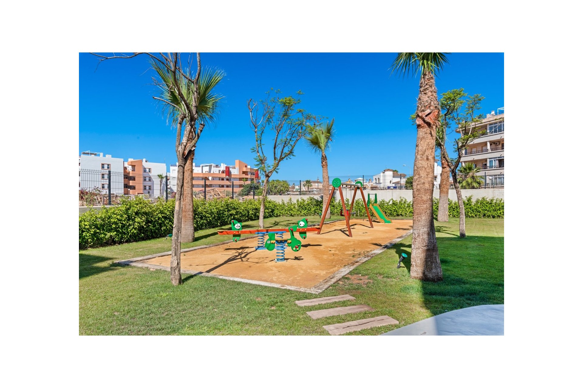 Resale - Apartment - Orihuela Costa - Playa Flamenca