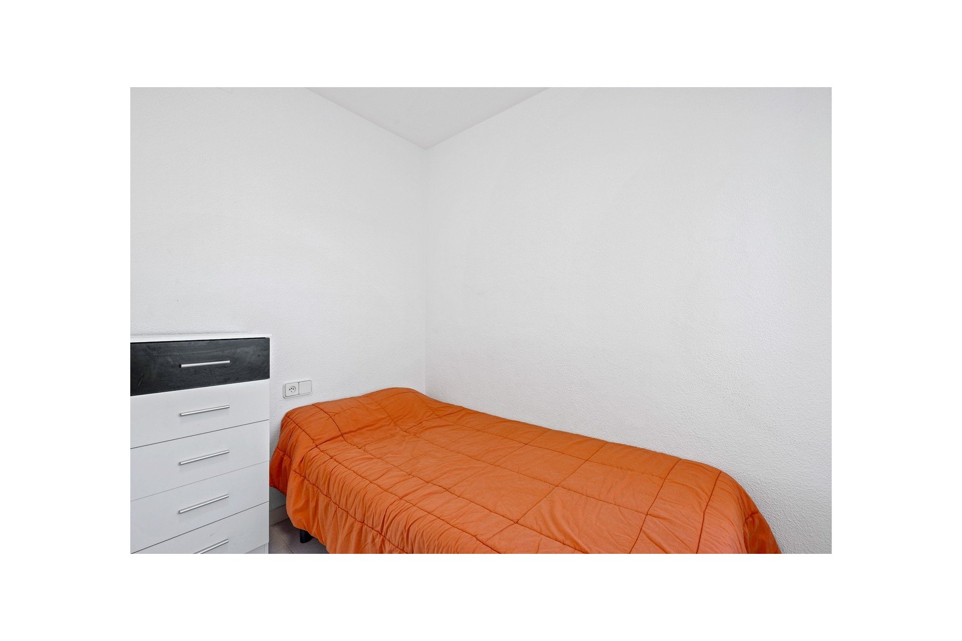 Resale - Apartment - Santa Pola