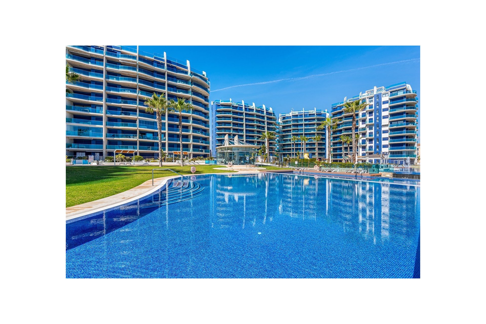 Resale - Apartment - Torrevieja - Punta Prima