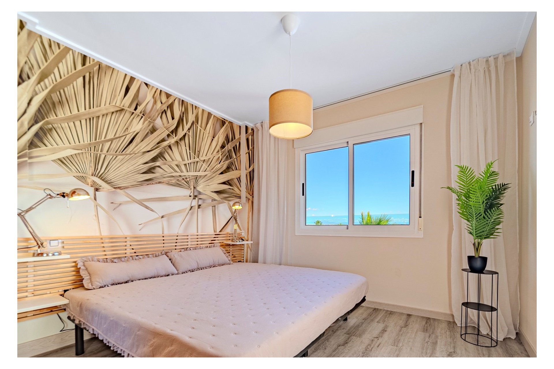 Resale - Townhouse - Los Balcones