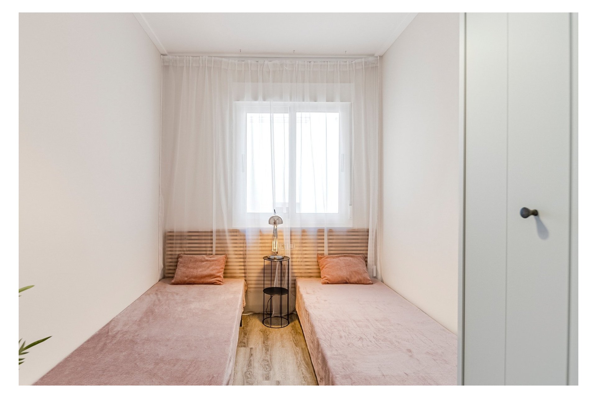 Resale - Townhouse - Los Balcones