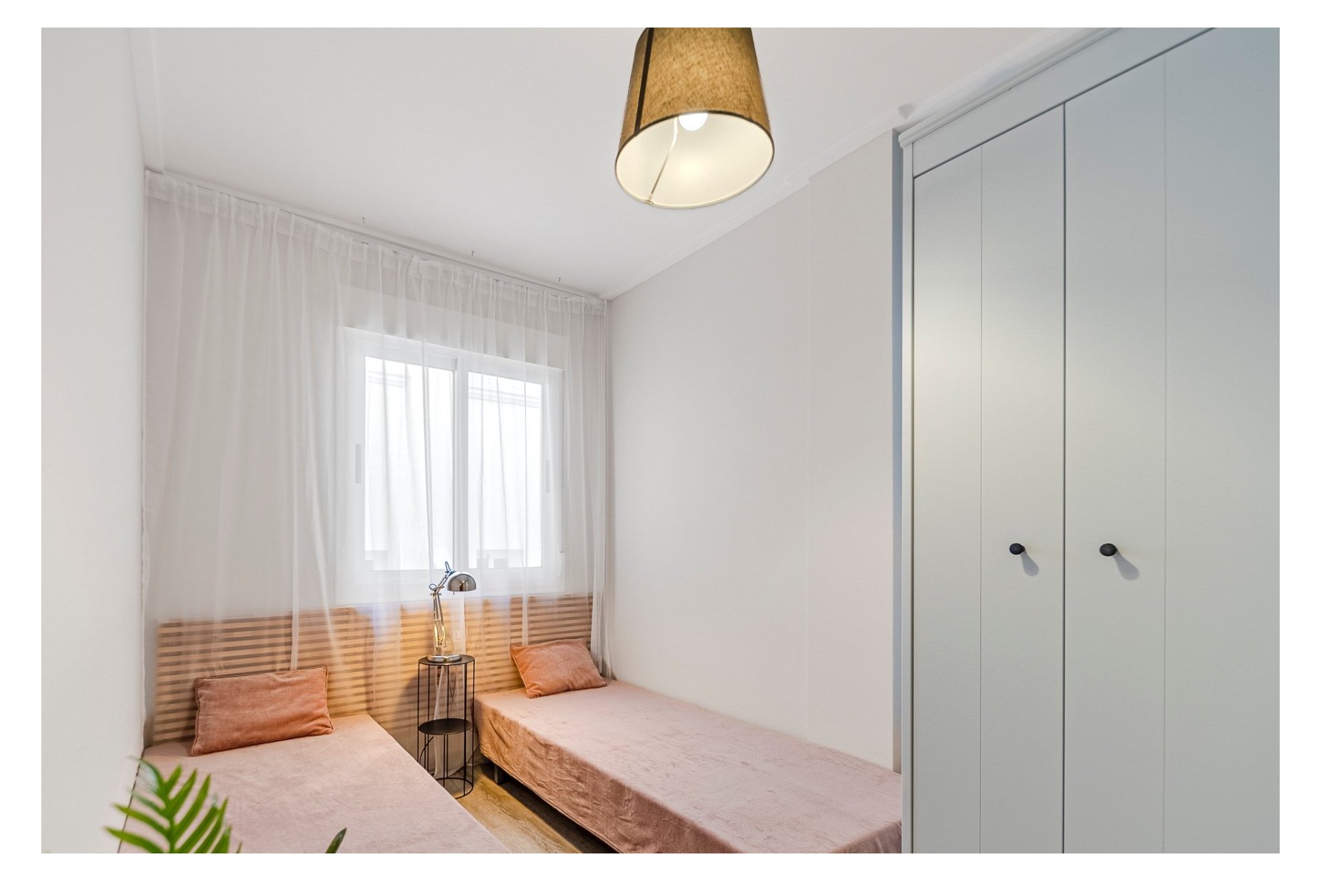 Resale - Townhouse - Los Balcones