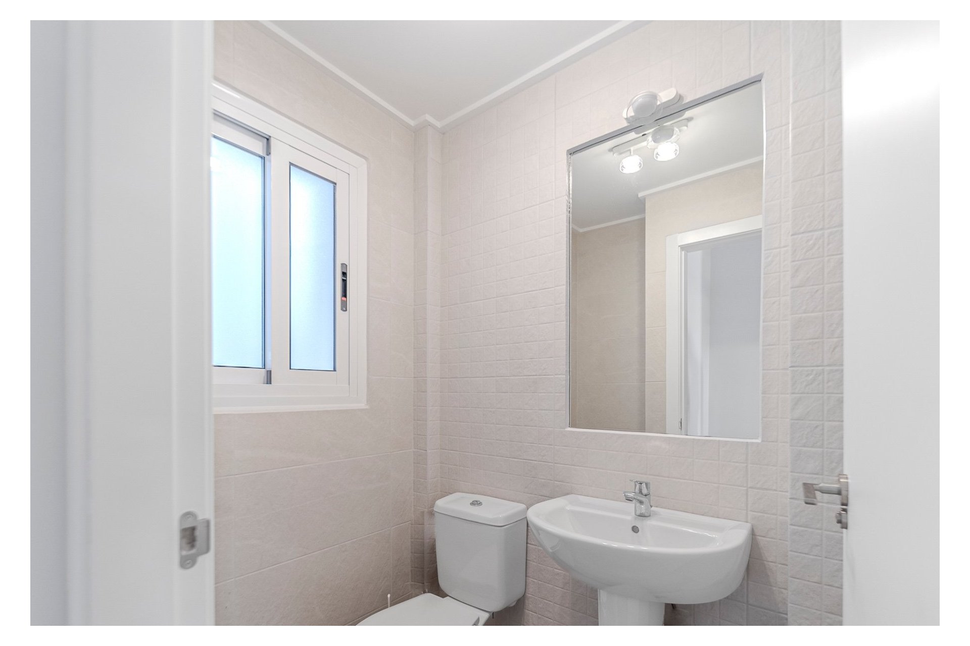 Resale - Townhouse - Los Balcones