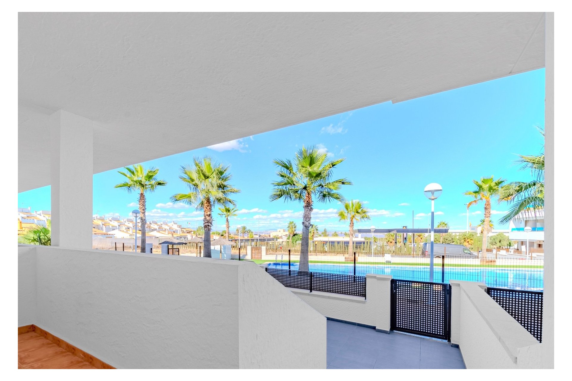 Resale - Townhouse - Los Balcones