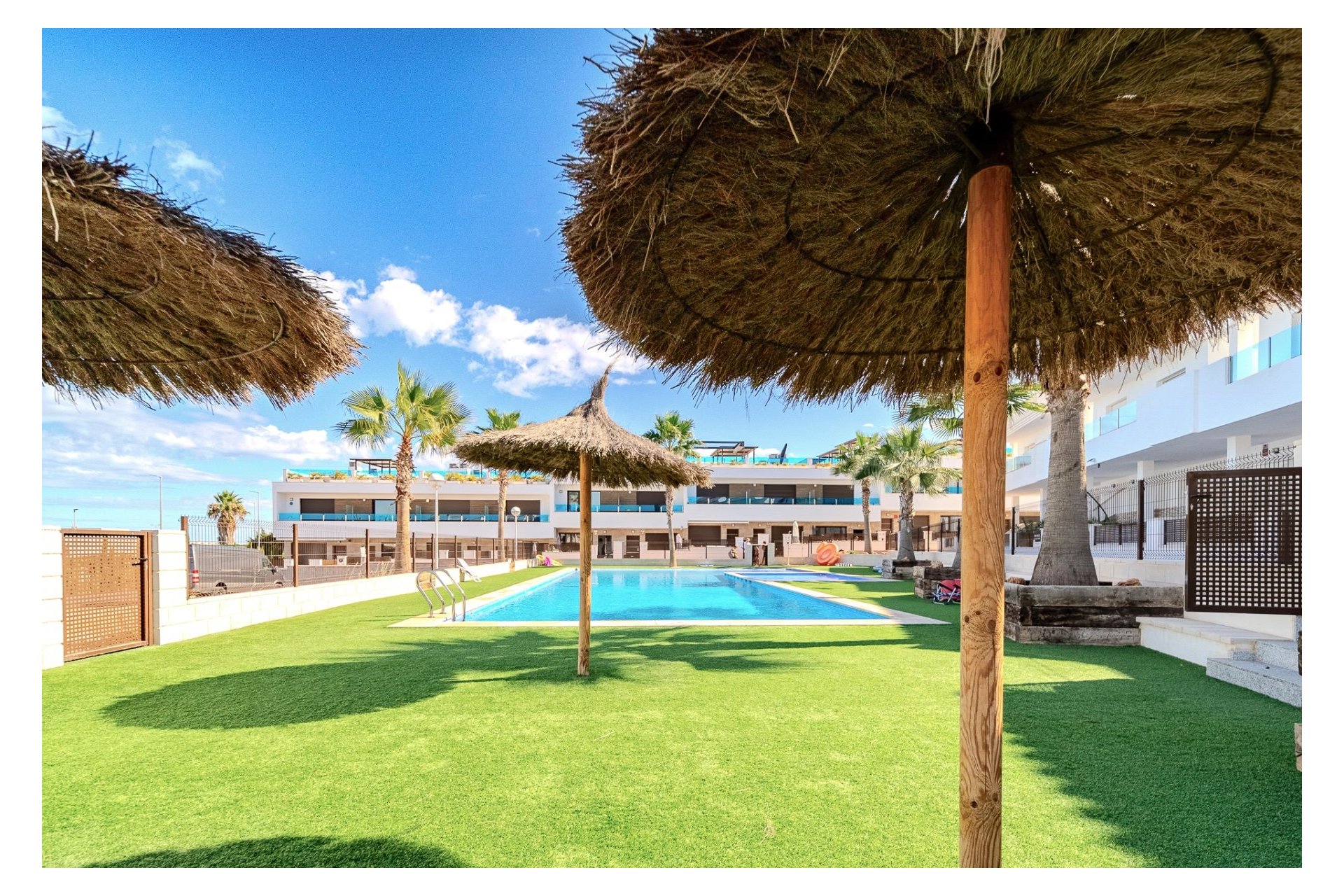 Resale - Townhouse - Los Balcones