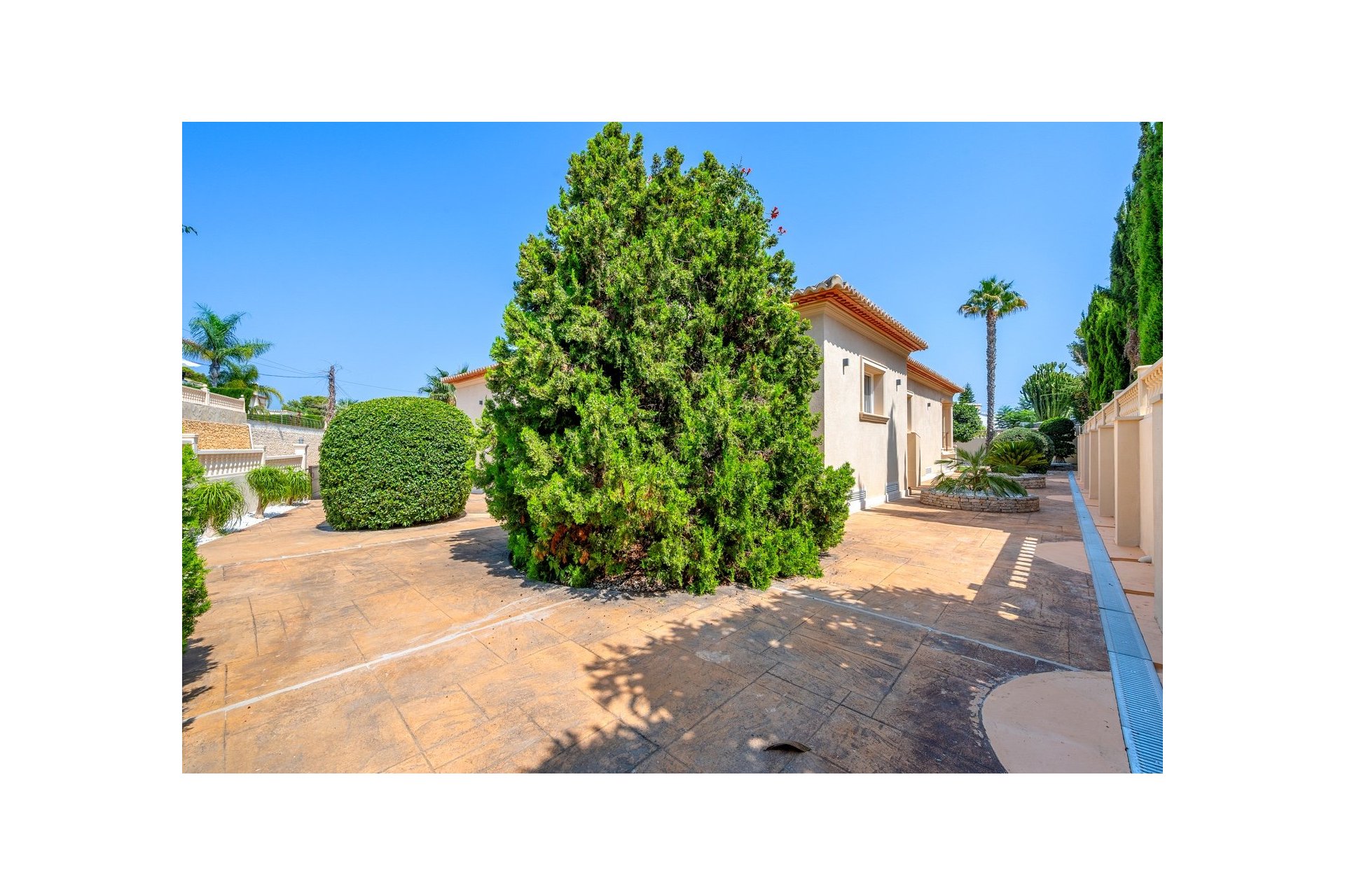 Resale - Villa - Benissa