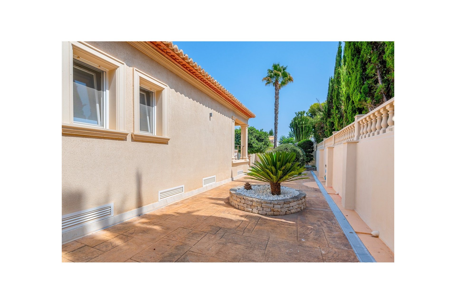 Resale - Villa - Benissa