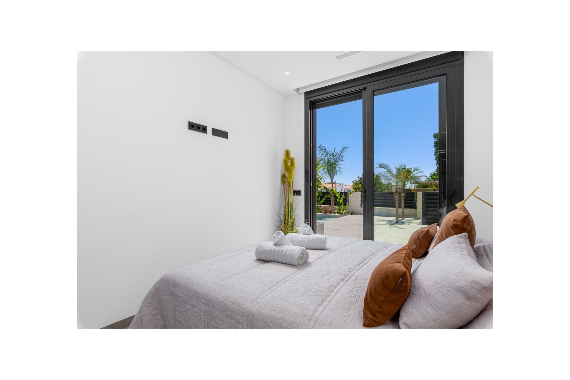 Resale - Villa - El Campello - El Amerador