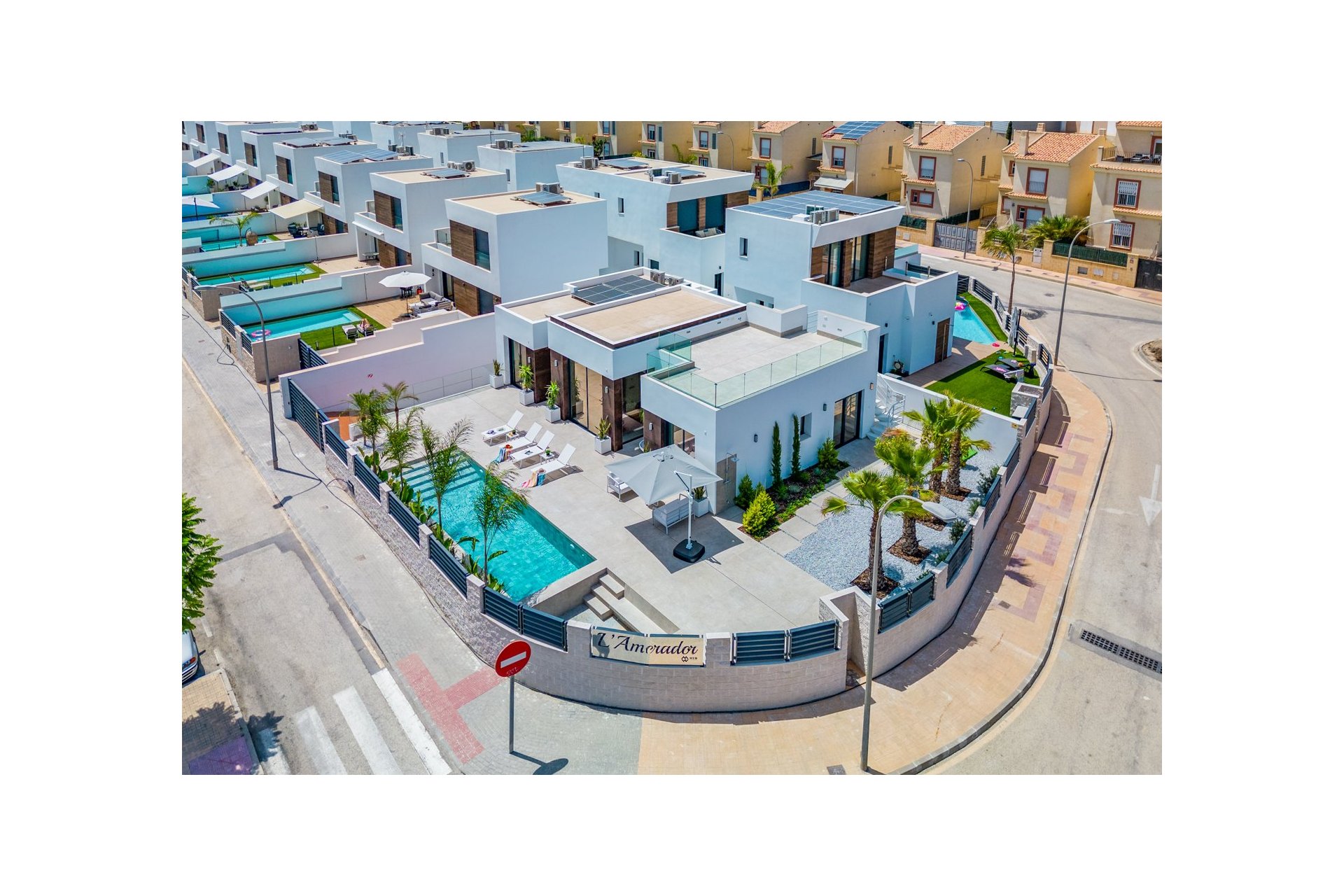 Resale - Villa - El Campello - El Amerador