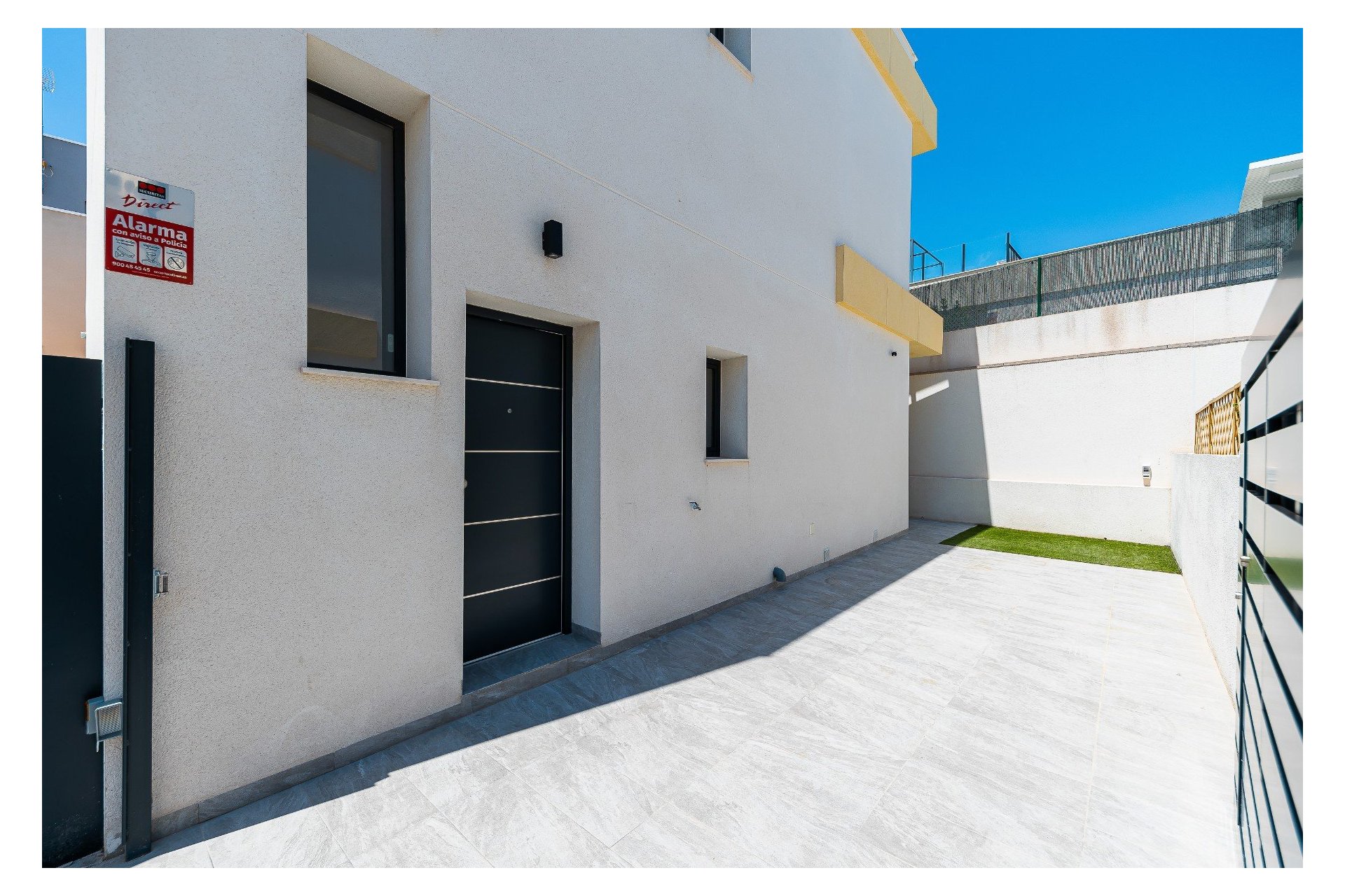 Resale - Villa - Los Montesinos