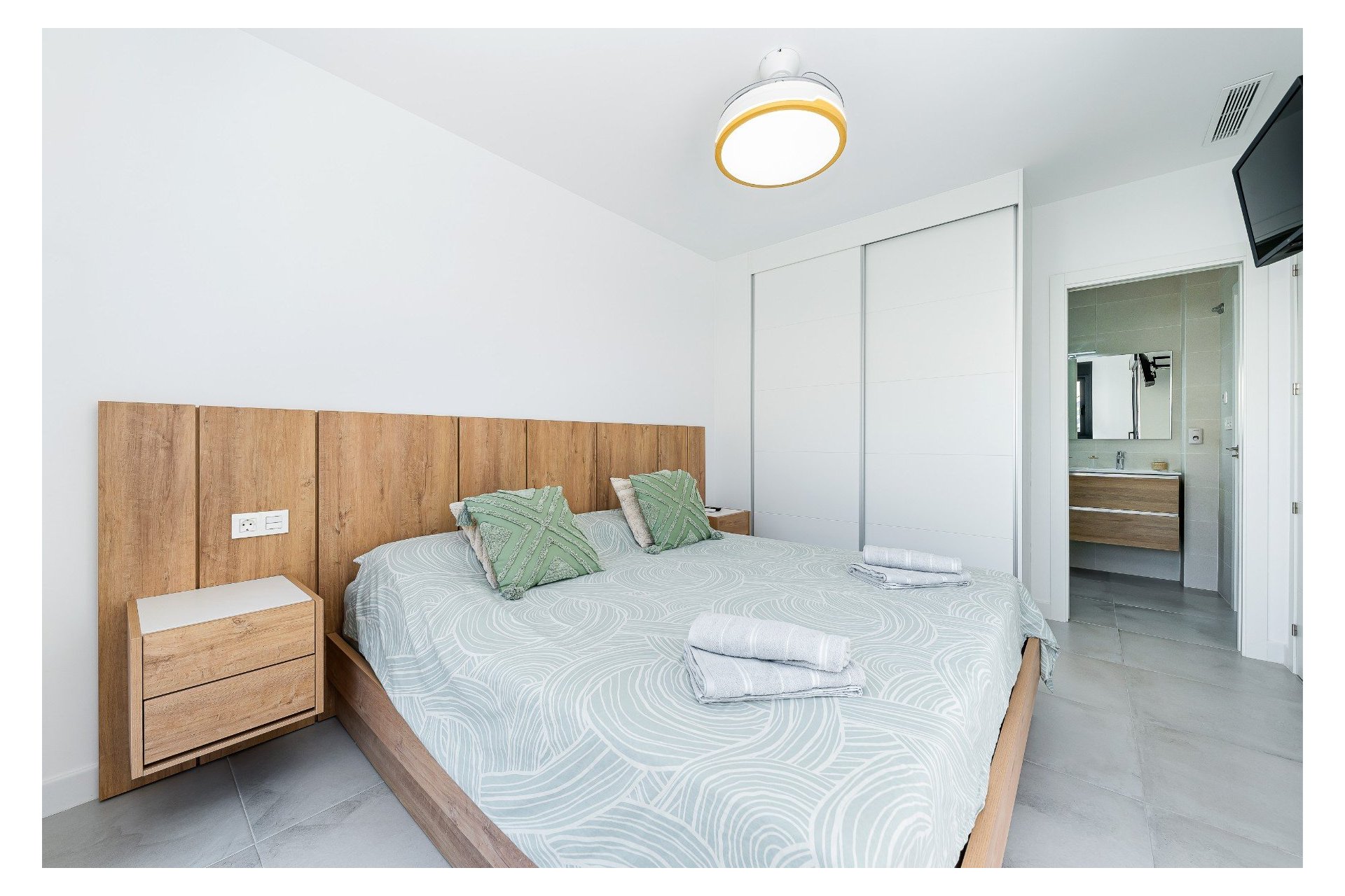 Resale - Villa - Los Montesinos