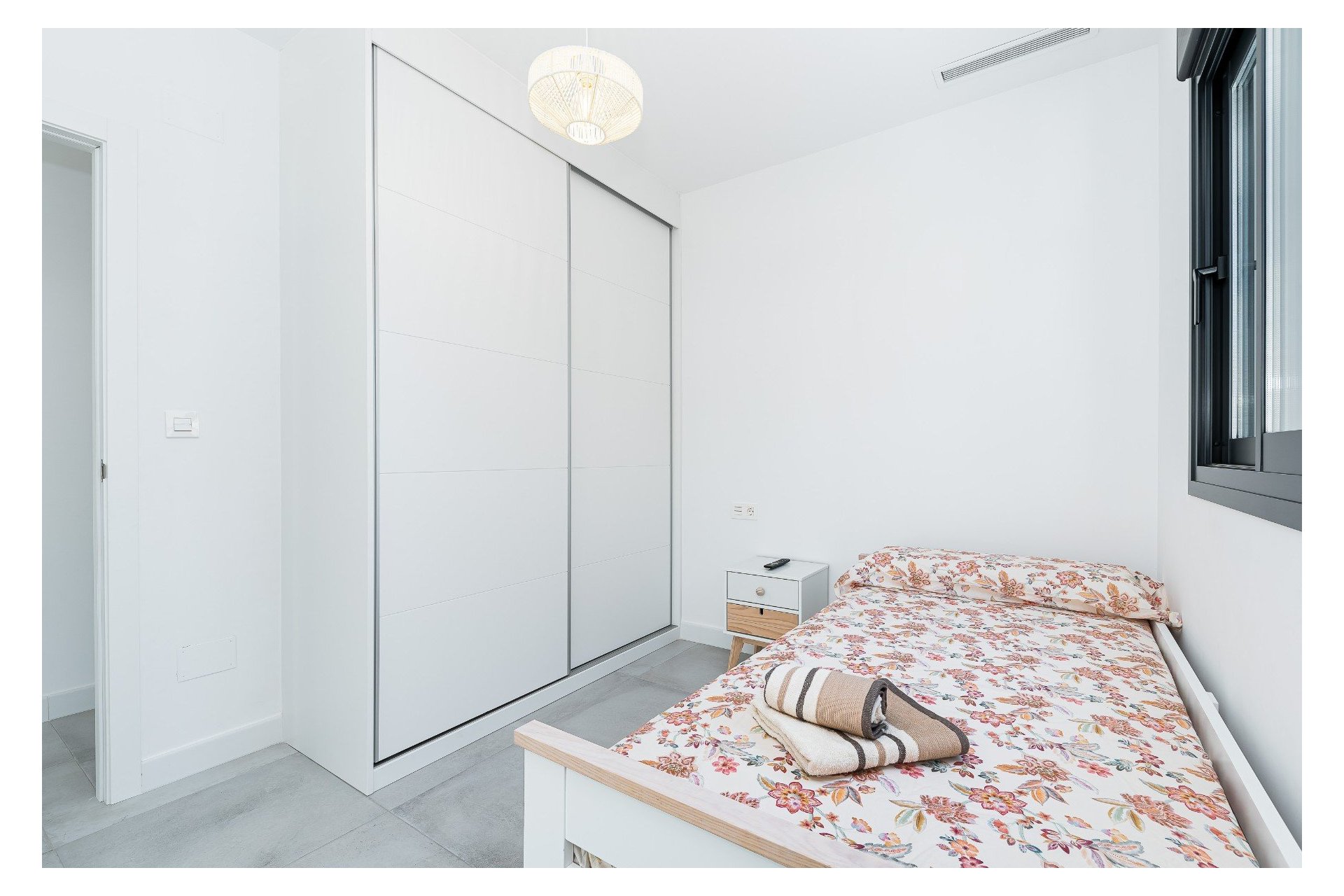 Resale - Villa - Los Montesinos
