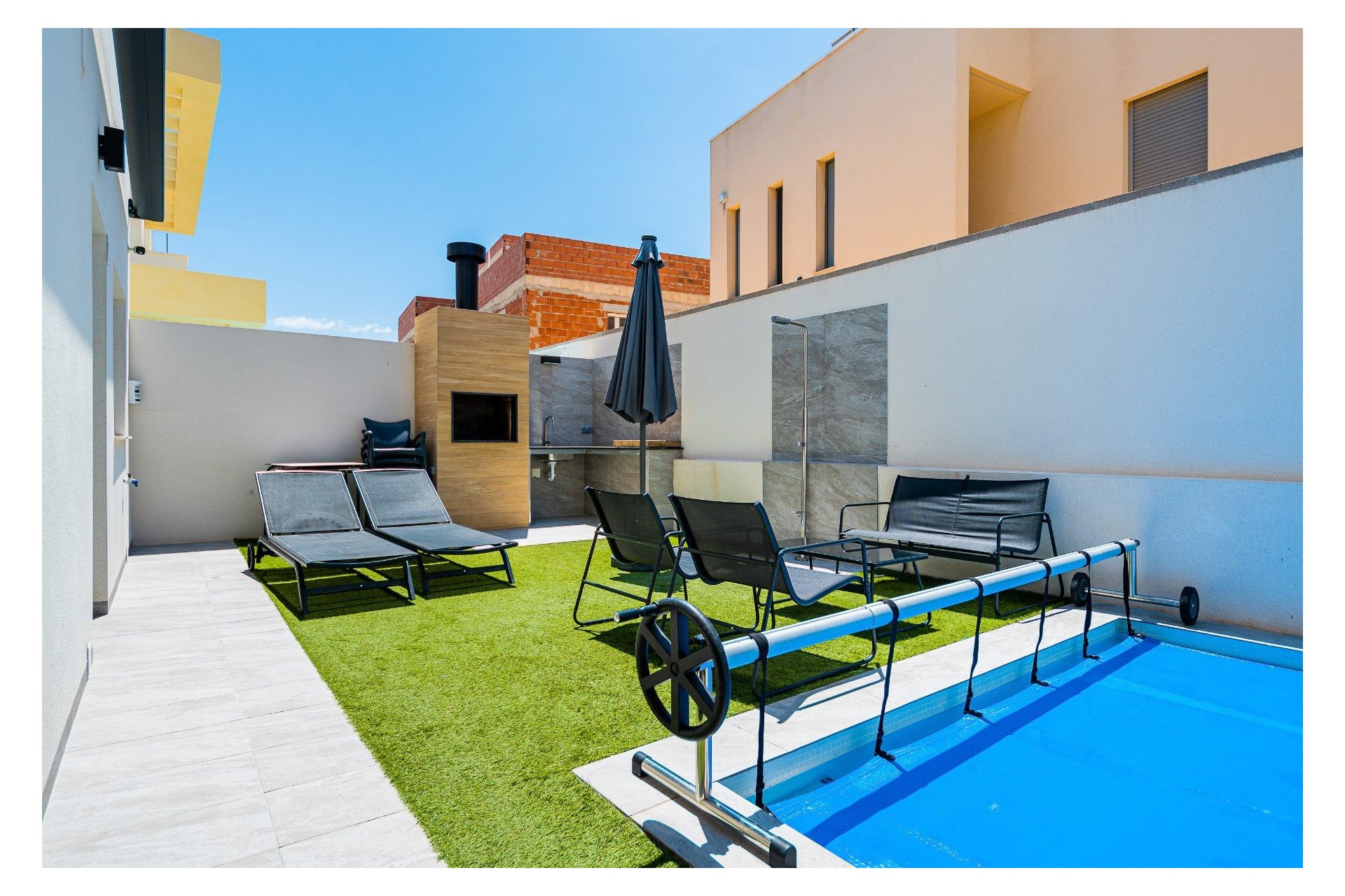 Resale - Villa - Los Montesinos
