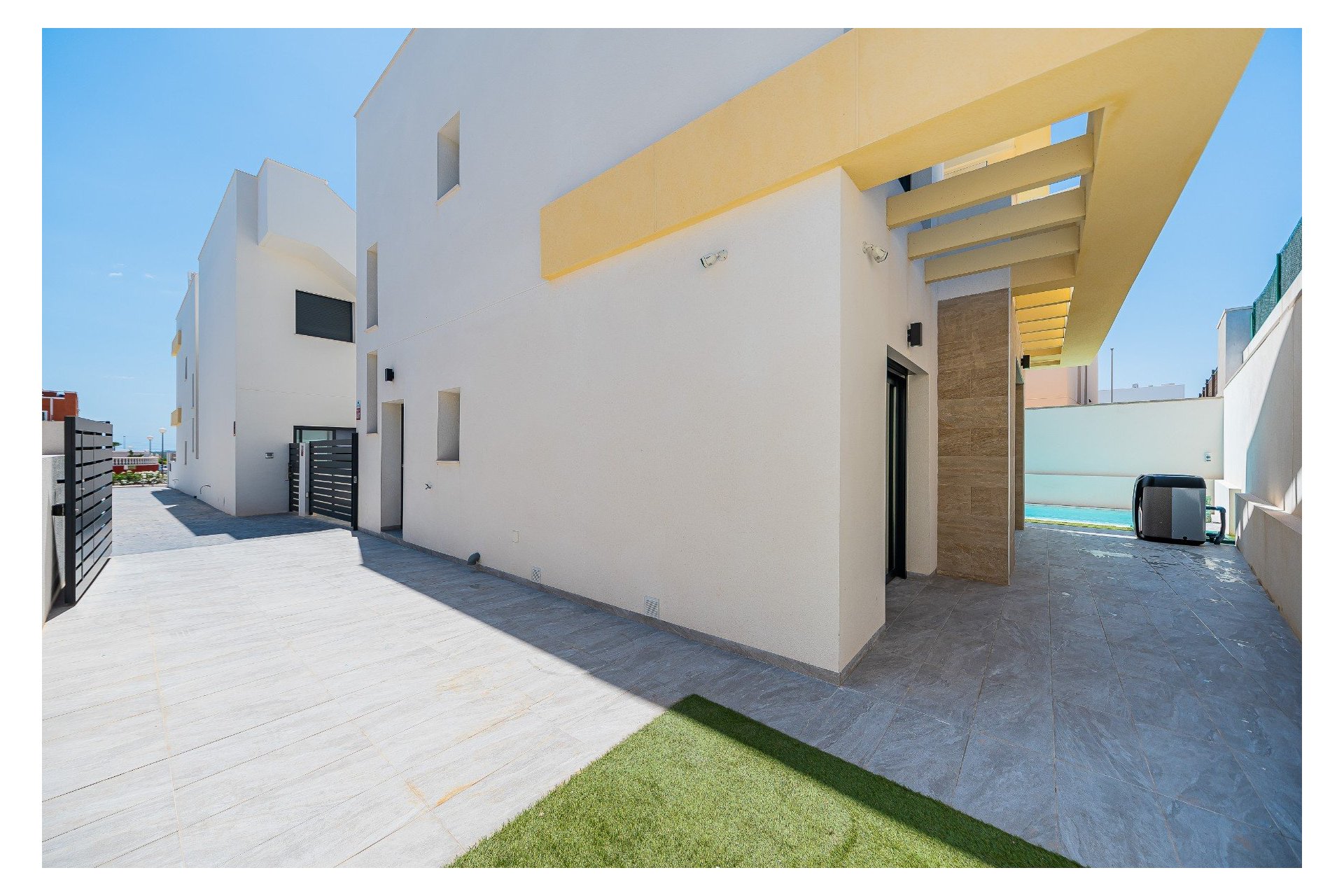 Resale - Villa - Los Montesinos