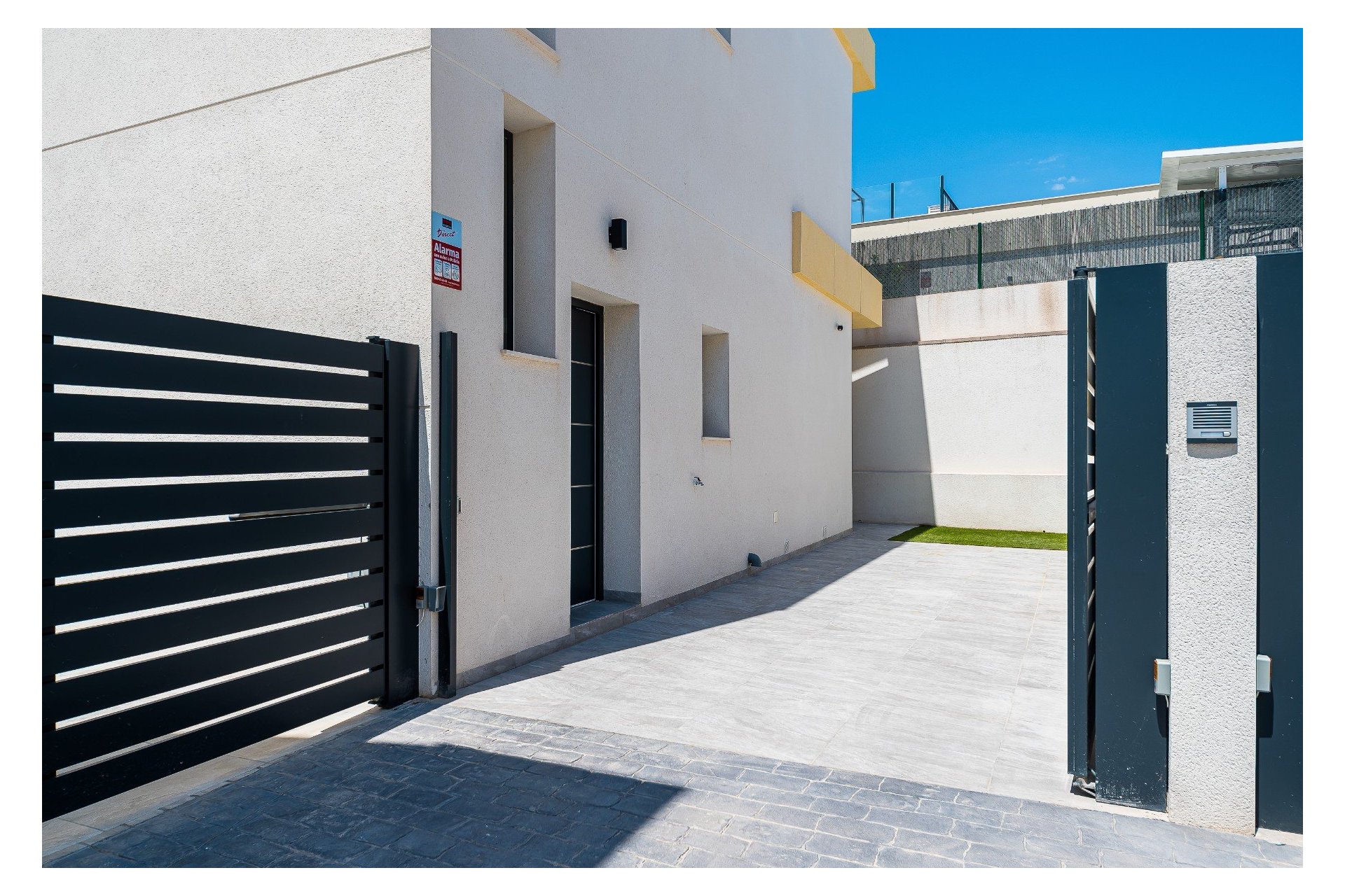 Resale - Villa - Los Montesinos