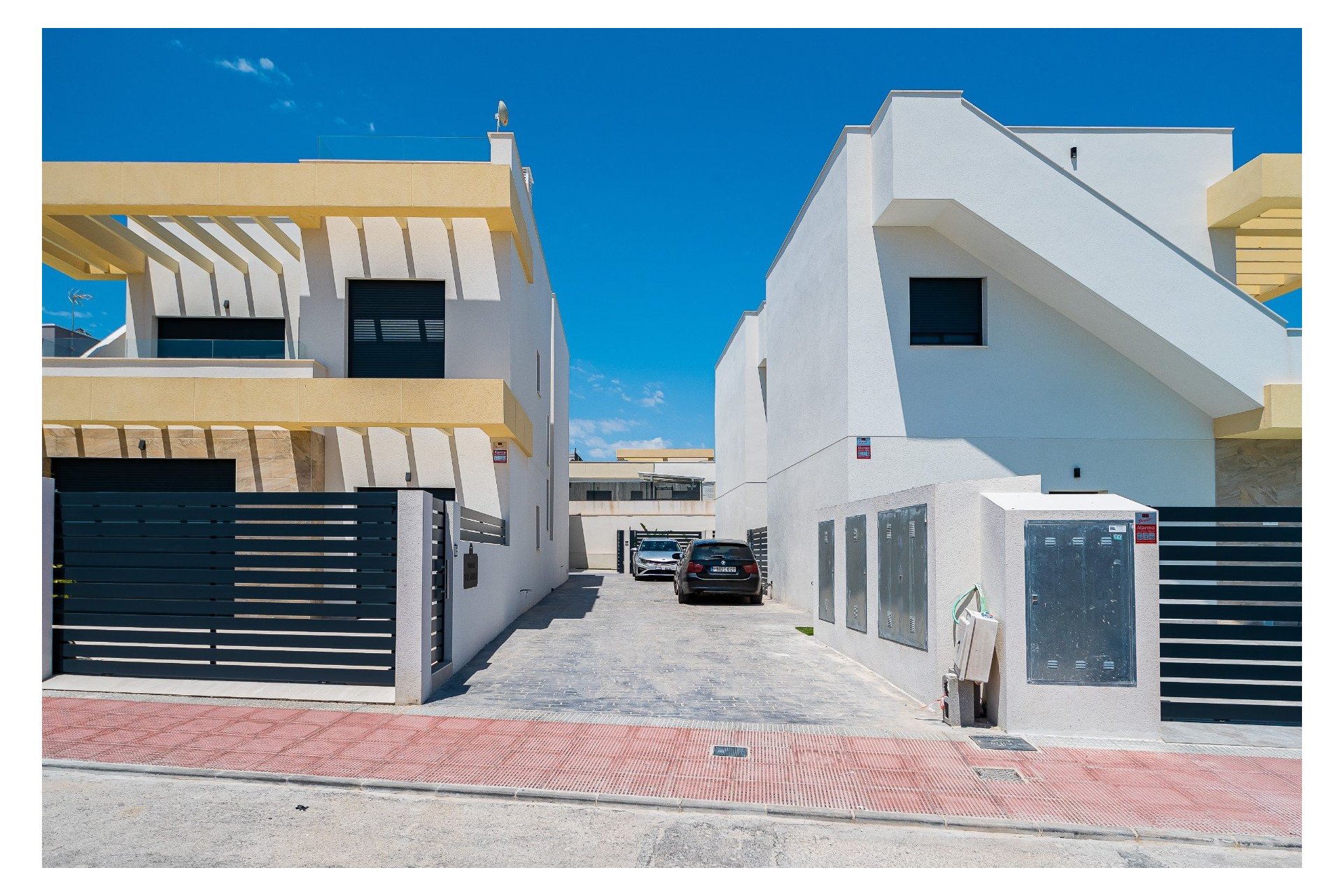 Resale - Villa - Los Montesinos