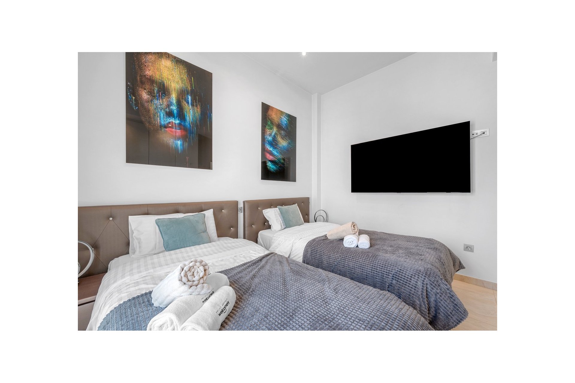 Resale - Villa - Orihuela Costa - Villamartín