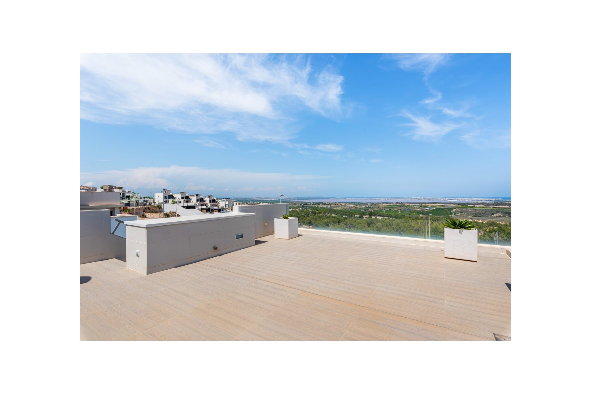 Resale - Villa - San Miguel - San Miguel Salinas