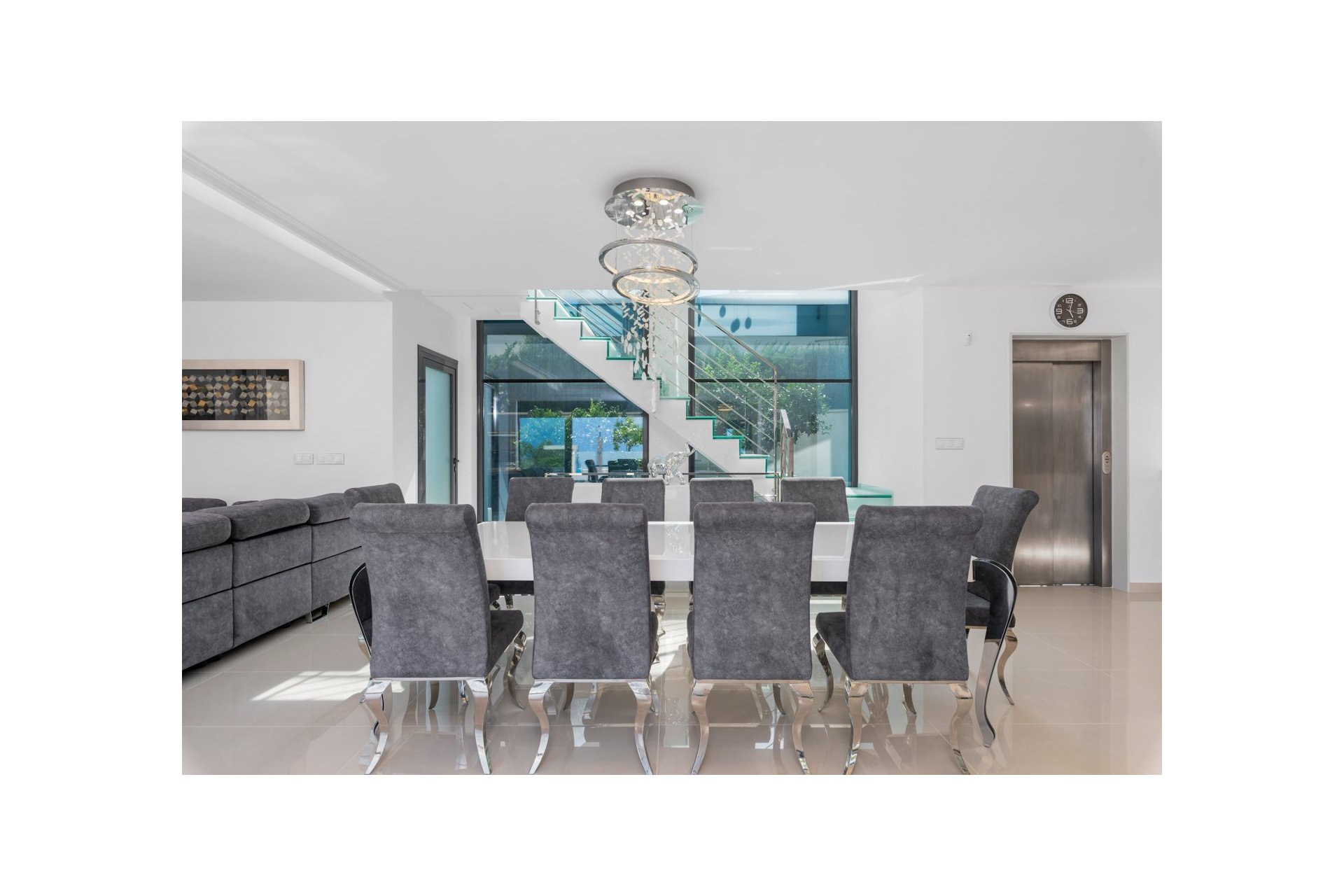 Resale - Villa - San Miguel - San Miguel Salinas