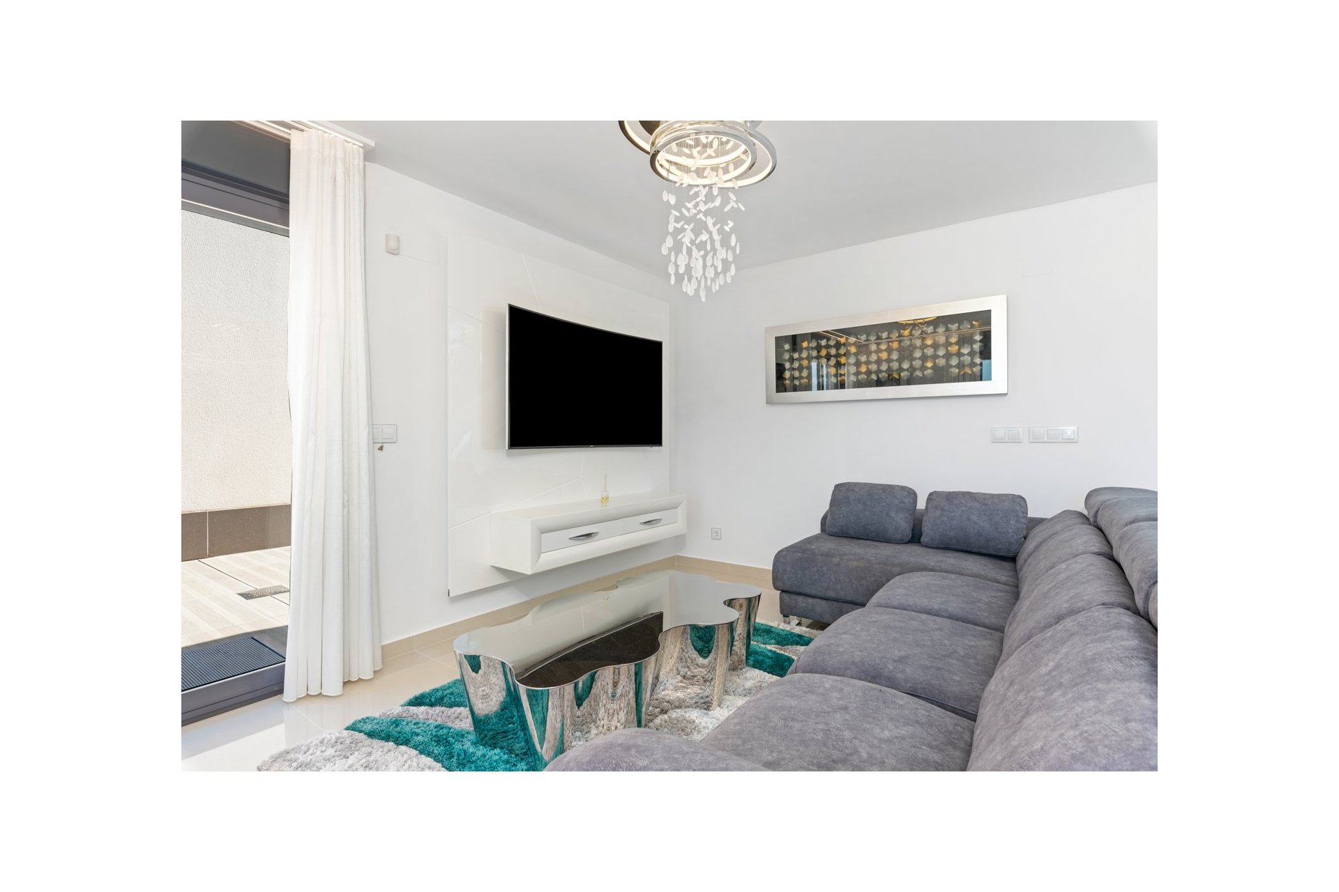 Resale - Villa - San Miguel - San Miguel Salinas