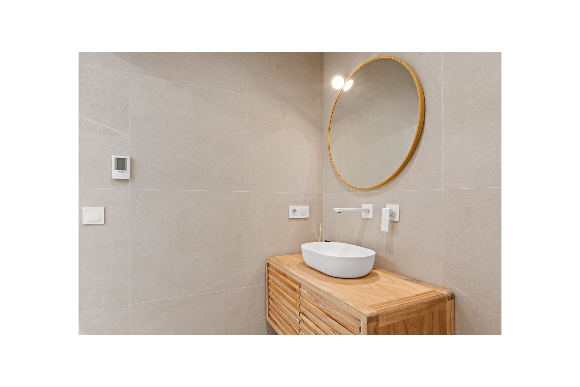 Resale - Villa - Torrevieja - El chaparral