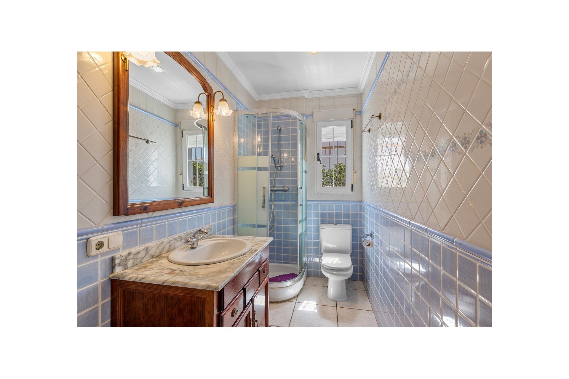Resale - Villa - Torrevieja - La Mata