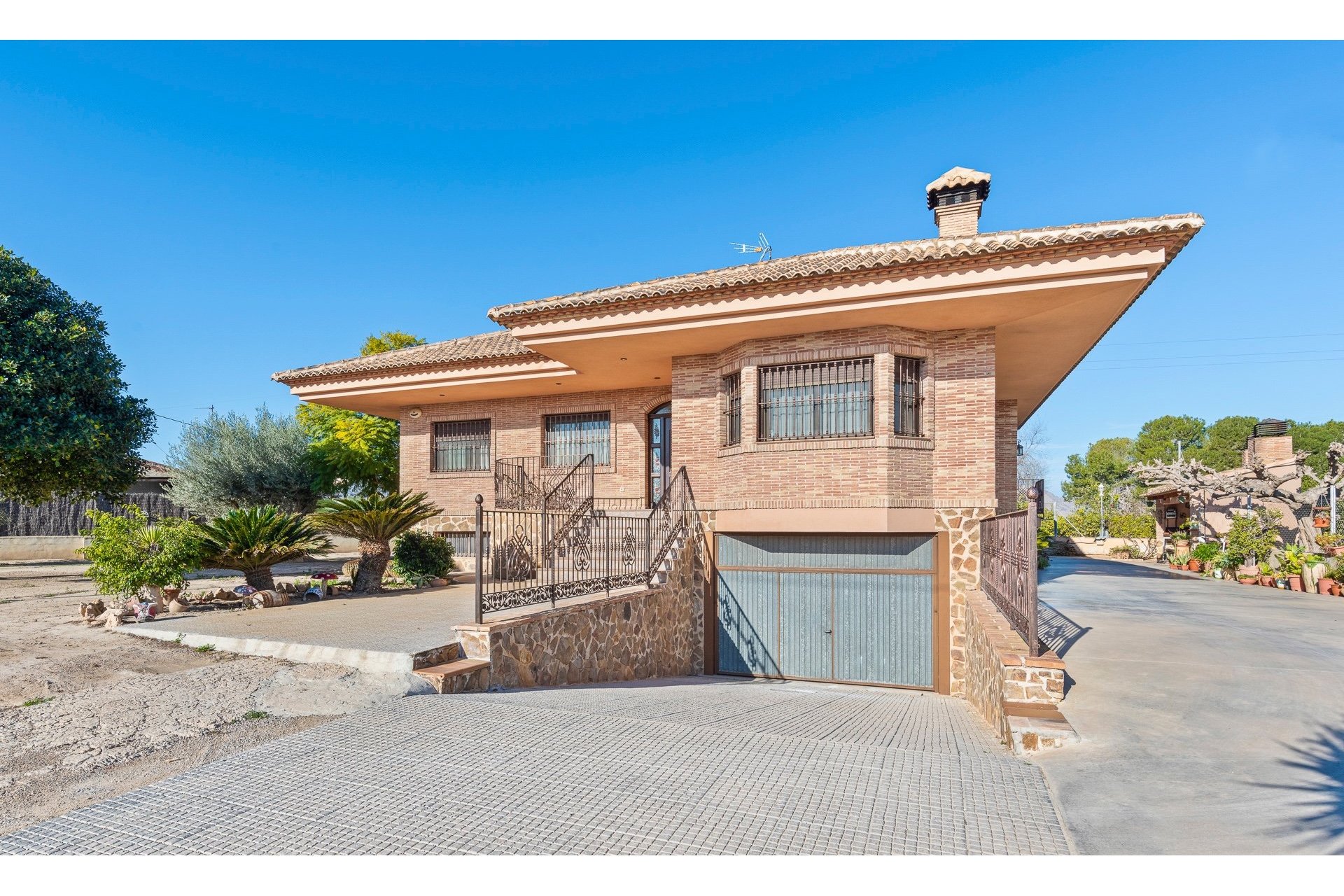 Reventa - Finca - Beniel - Carretera de Beniel