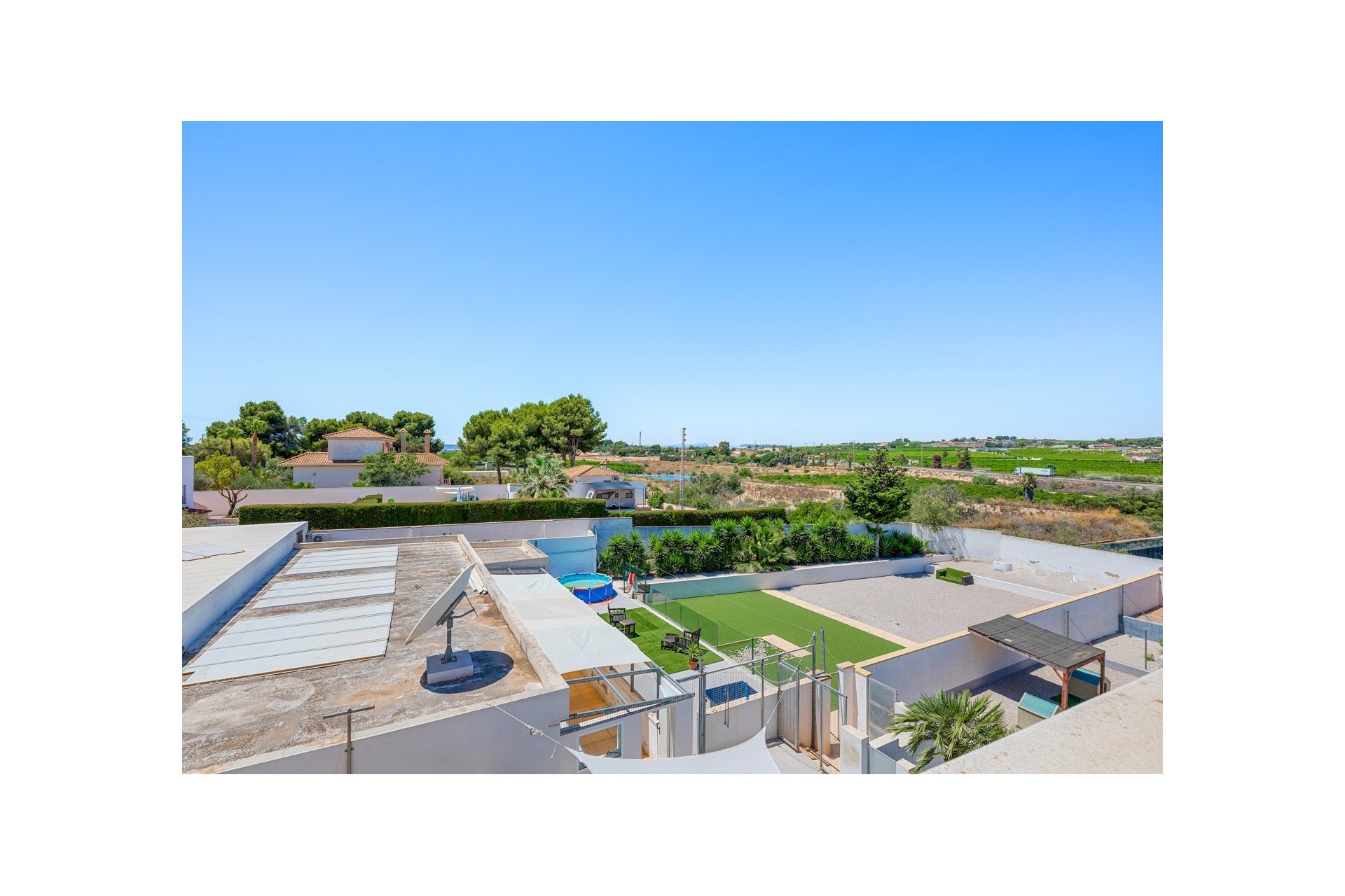 Reventa - Finca - Los Montesinos - La herrada
