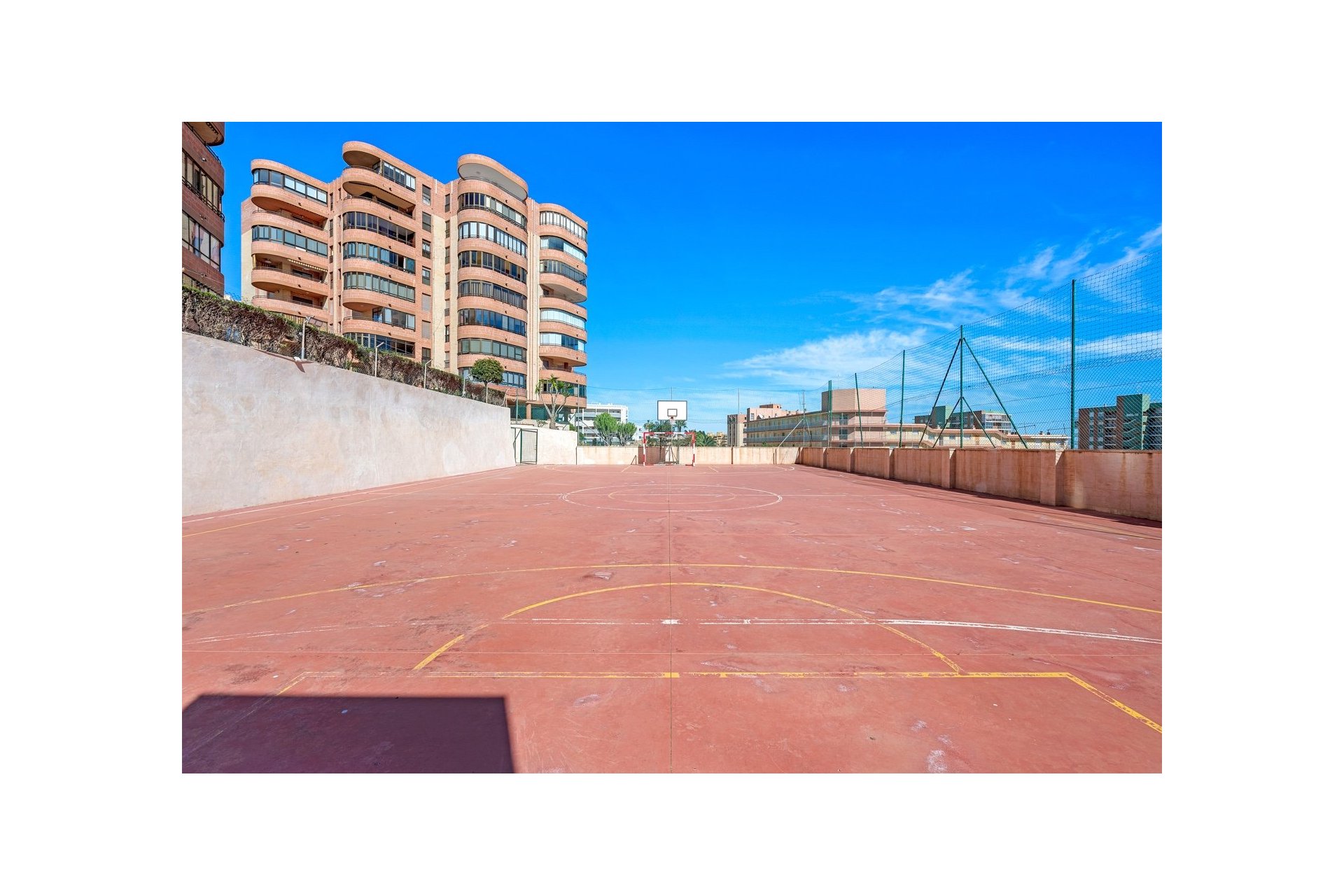 Reventa - Piso - Arenales del Sol - Segunda linea playa