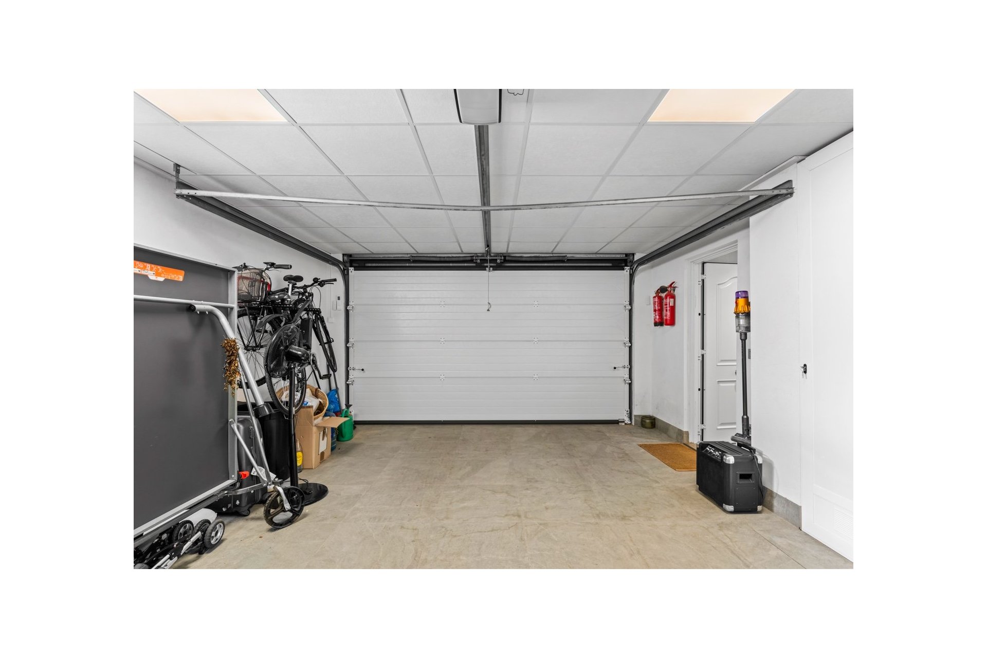 Reventa - Villa - San Juan Alicante - Frank Espinós