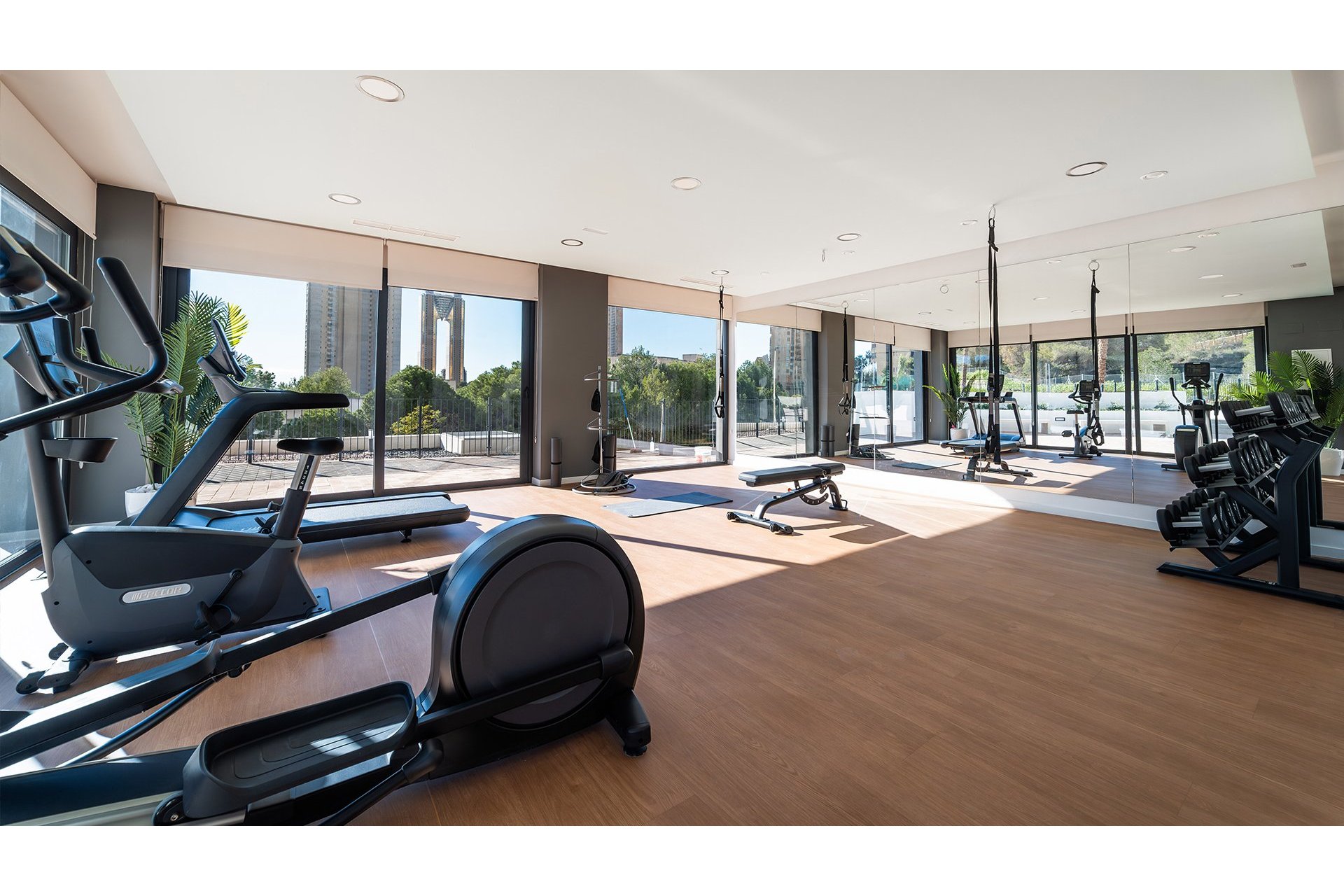 Rynek pierwotny - Daszek - Benidorm - Spain