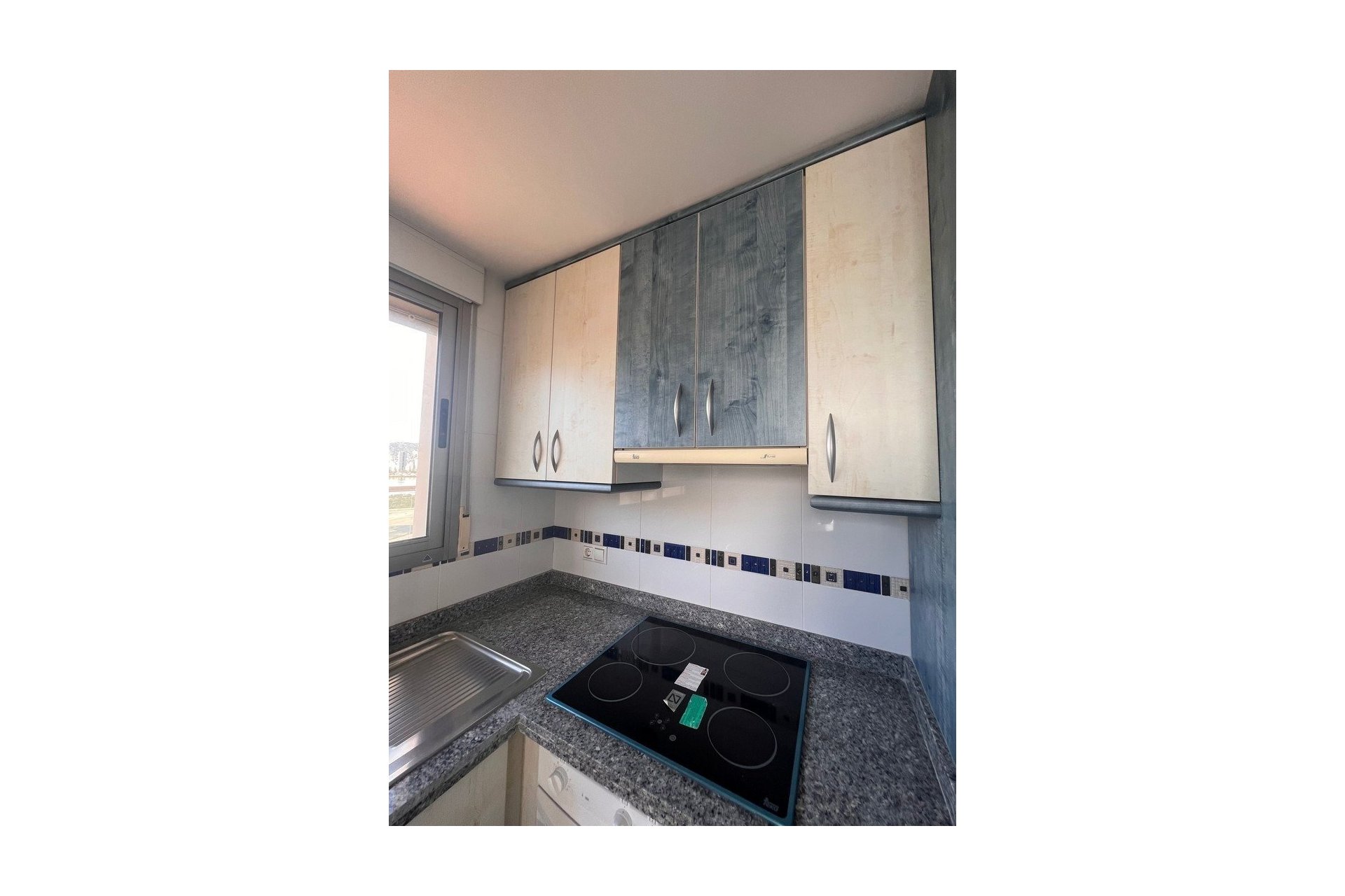 Rynek pierwotny - Daszek - Calpe - Playa La Fossa