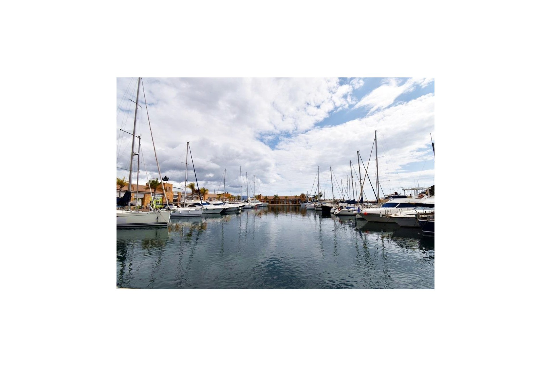Rynek pierwotny - Daszek - Puerto de mazarron - Playa del Puerto