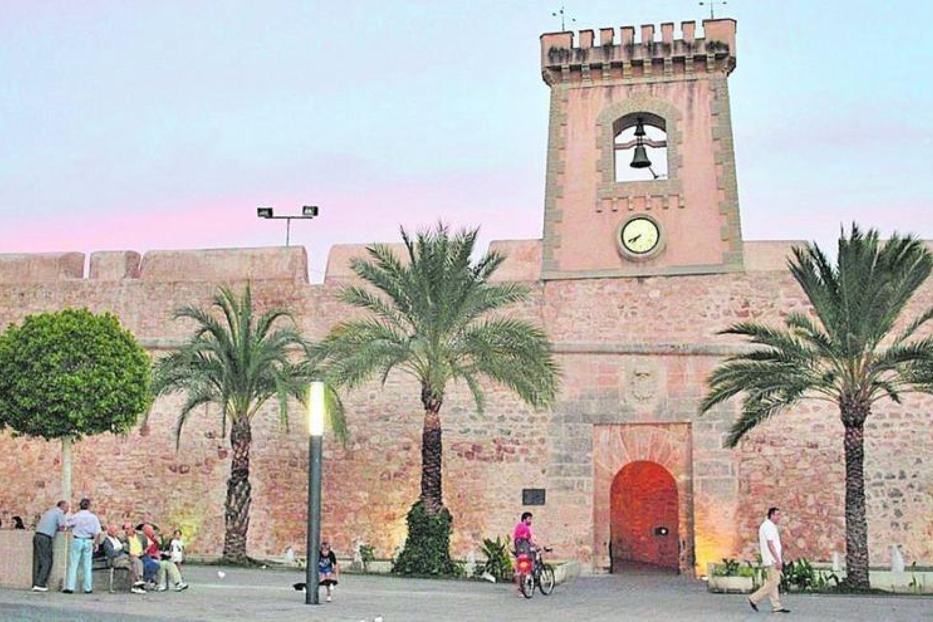 Rynek pierwotny - Daszek - Santa Pola - Playa Tamarit