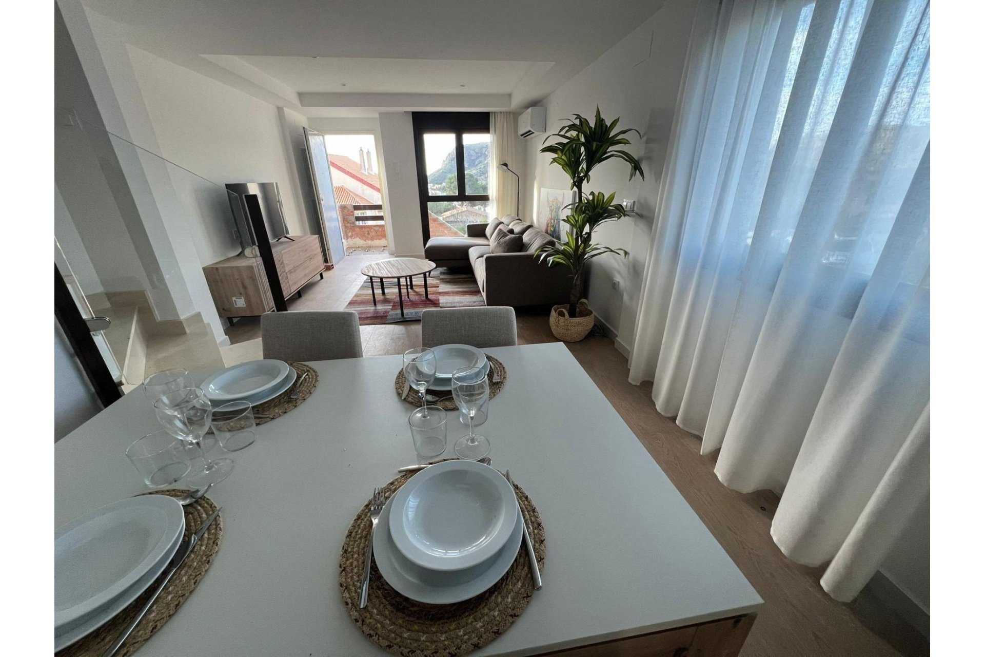 Rynek pierwotny - Town House - La Union - centro