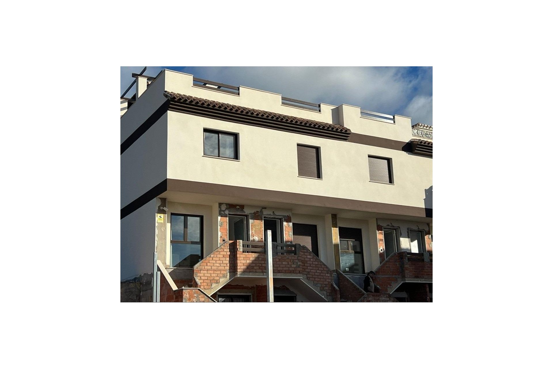 Rynek pierwotny - Town House - La Union - centro