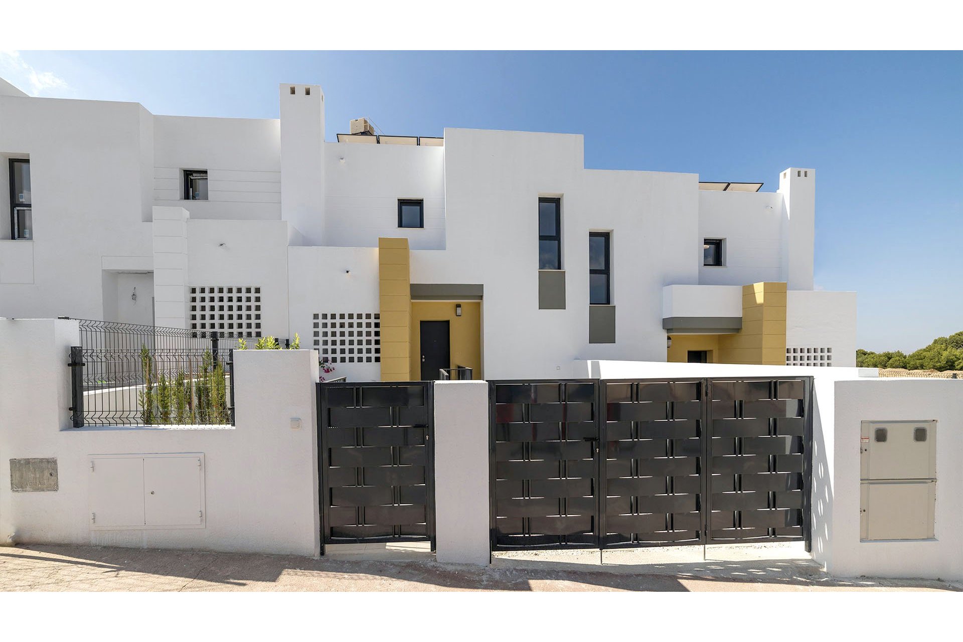 Rynek pierwotny - Villa - Busot, zona Bonalba Golf (Alicante) - Spain