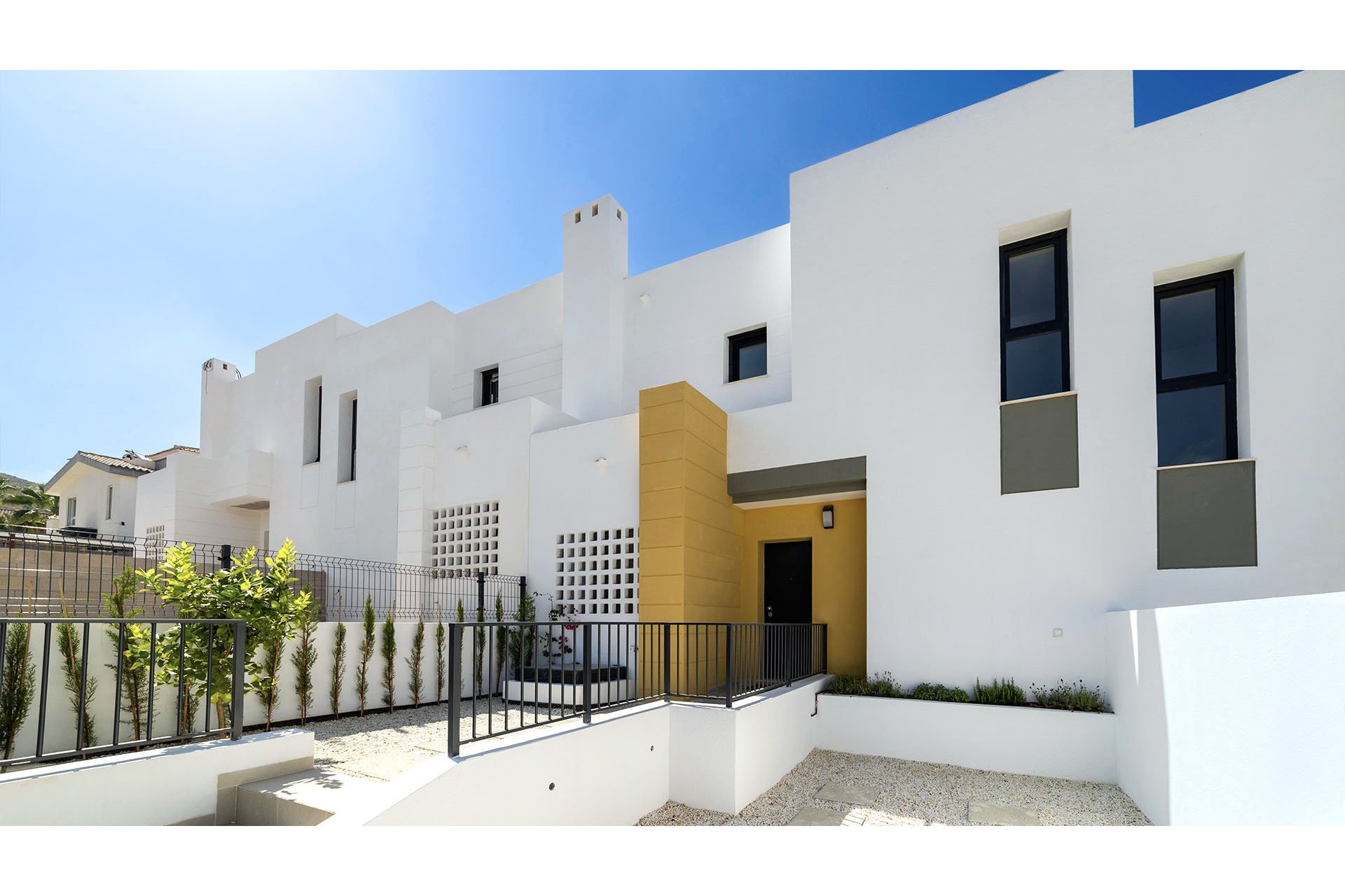 Rynek pierwotny - Villa - Busot, zona Bonalba Golf (Alicante) - Spain