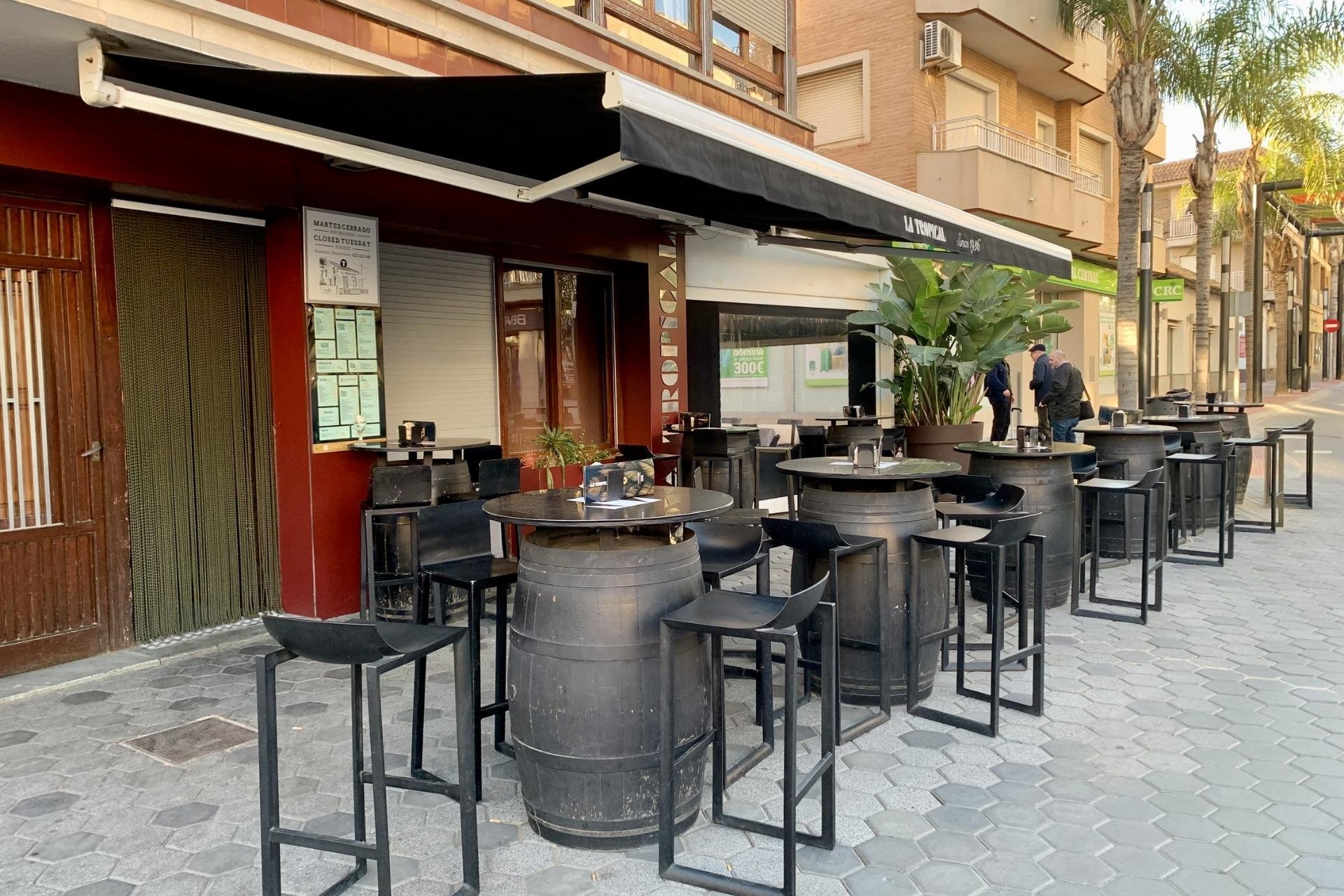 Rynek pierwotny - Villa - Los Alcázares - Playa la Atascadera