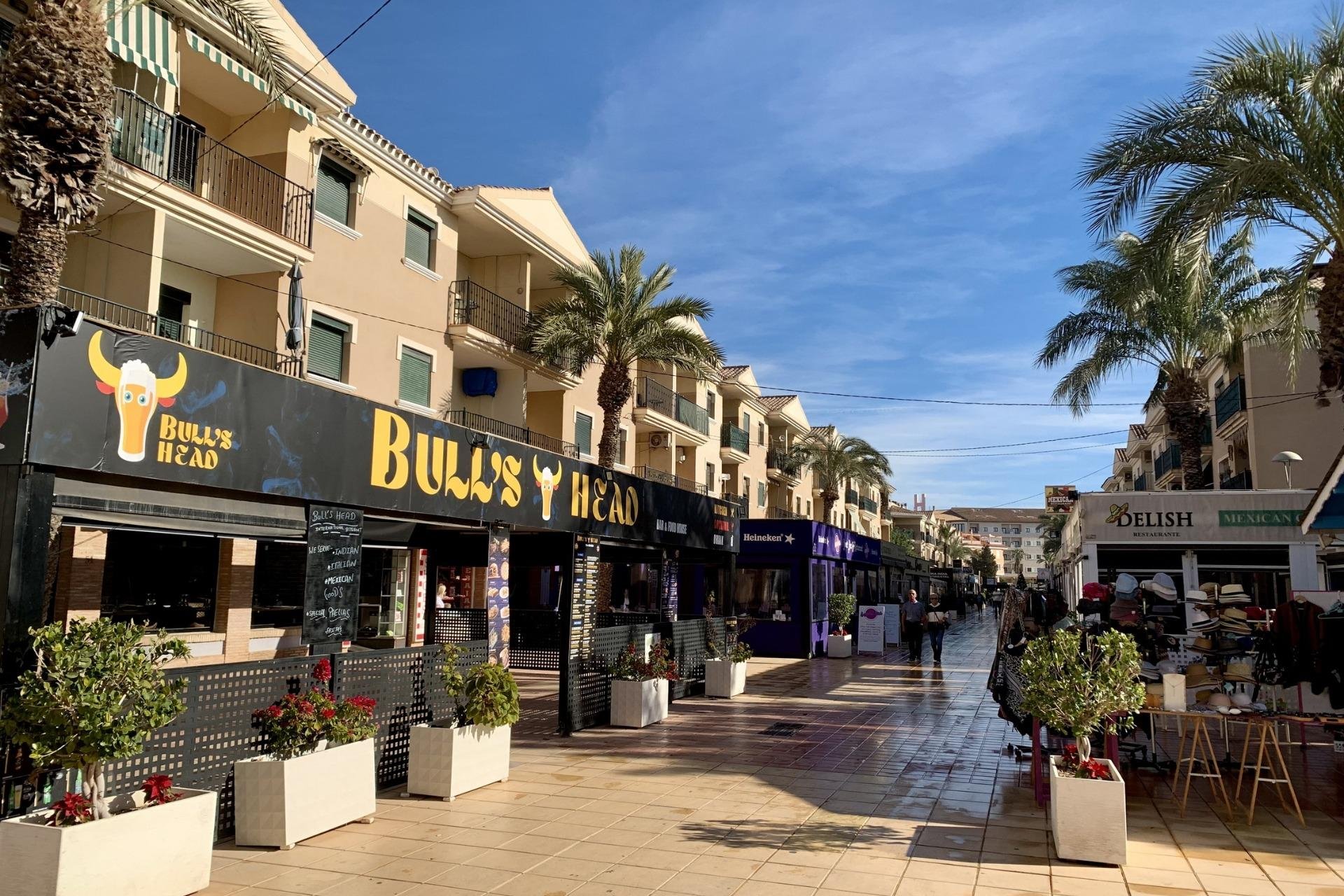 Rynek pierwotny - Villa - Los Alcázares - Playa la Atascadera